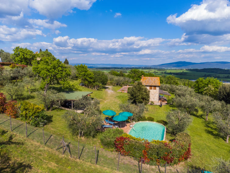 Search and Stay destination Lucciana, Toscana - Italy from AU$ 249. Il Fienile