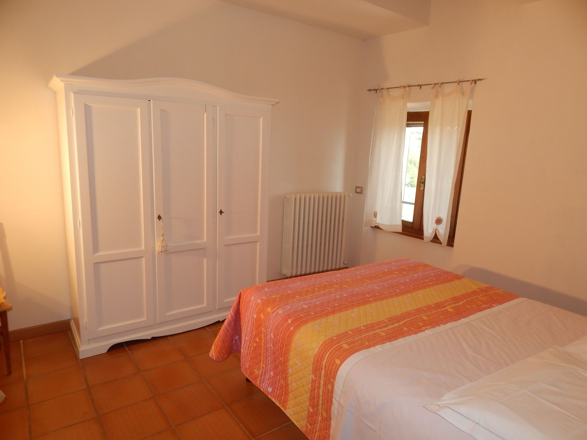 Dreizimmerwohnung für 4 Personen 3 km vom Zentru-Binnen