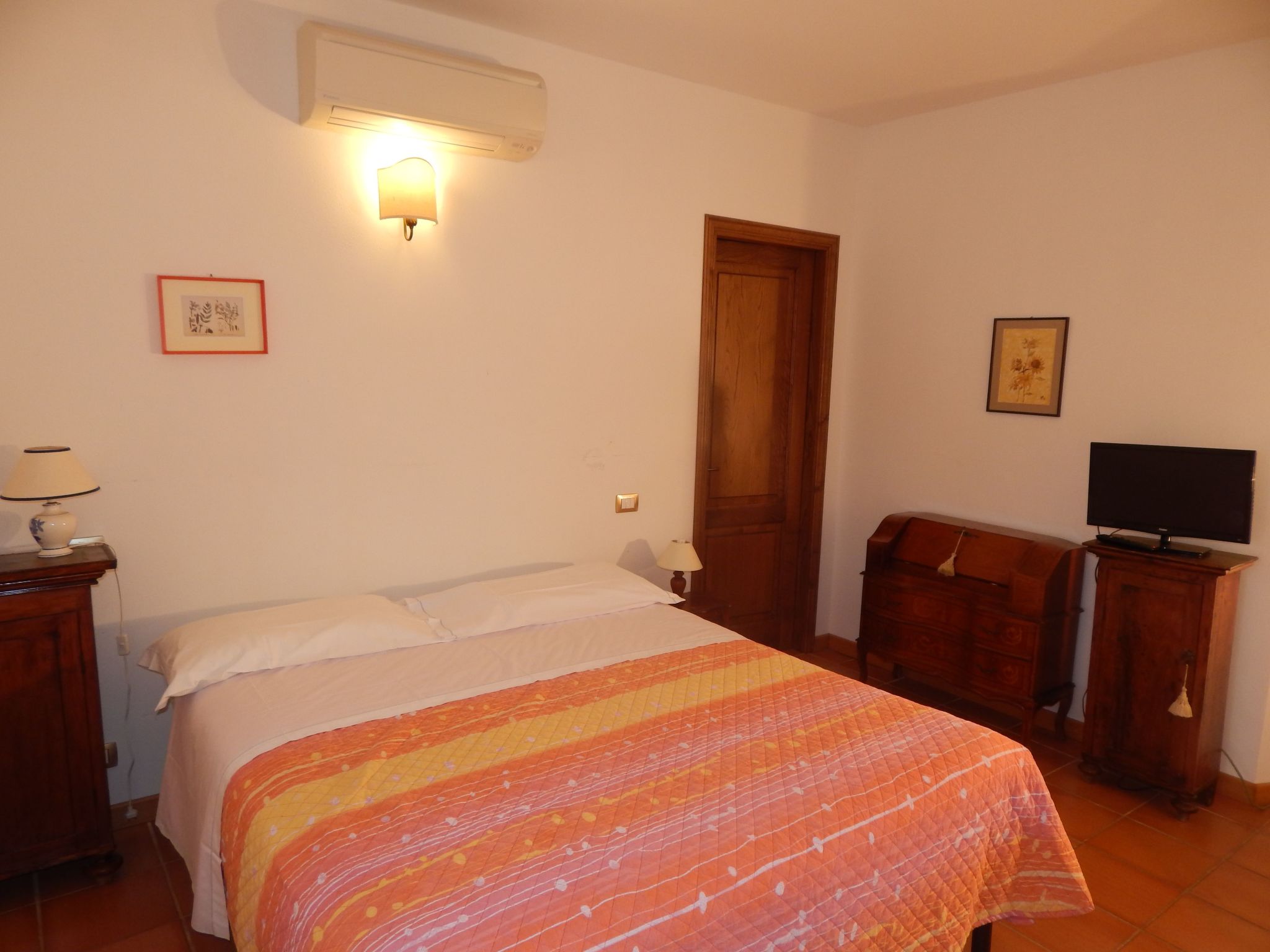 Dreizimmerwohnung für 4 Personen 3 km vom Zentru-Image-tags.info