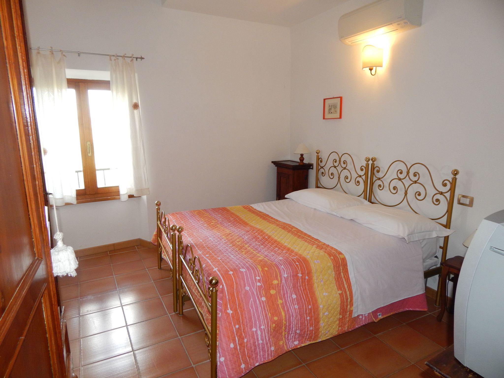 Dreizimmerwohnung für 4 Personen 3 km vom Zentru-Binnen