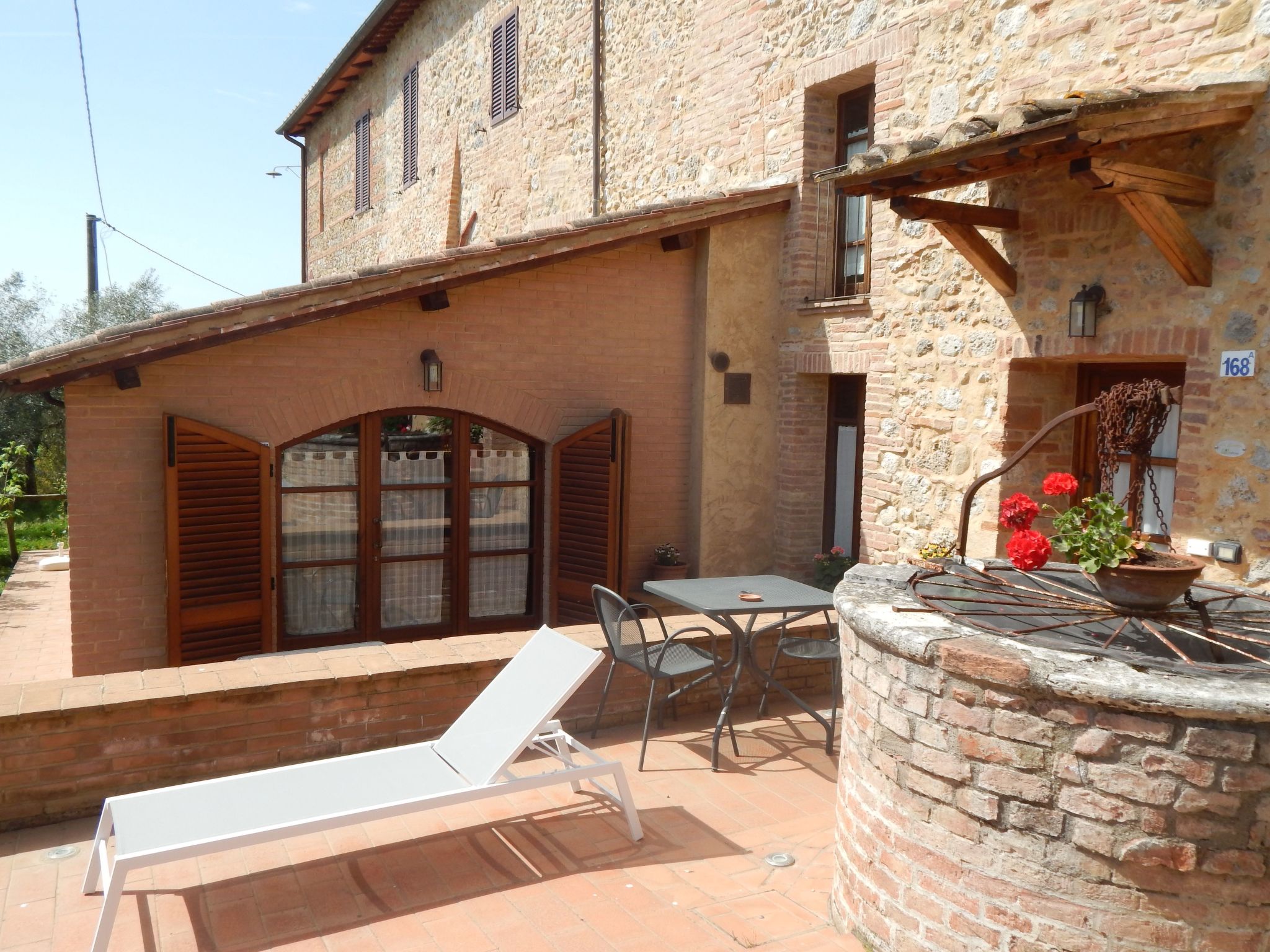 Photo of Wohnung auf dem Lande, 3 km vom Zentrum von Siena entfernt