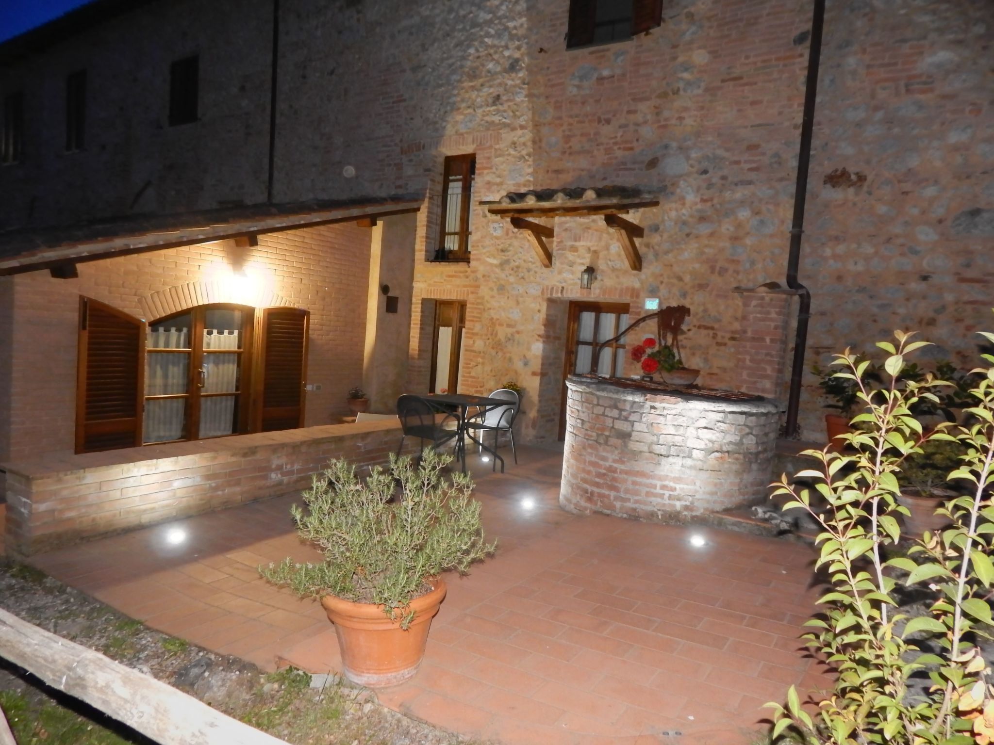 Photo of Wohnung auf dem Lande, 3 km vom Zentrum von Siena entfernt