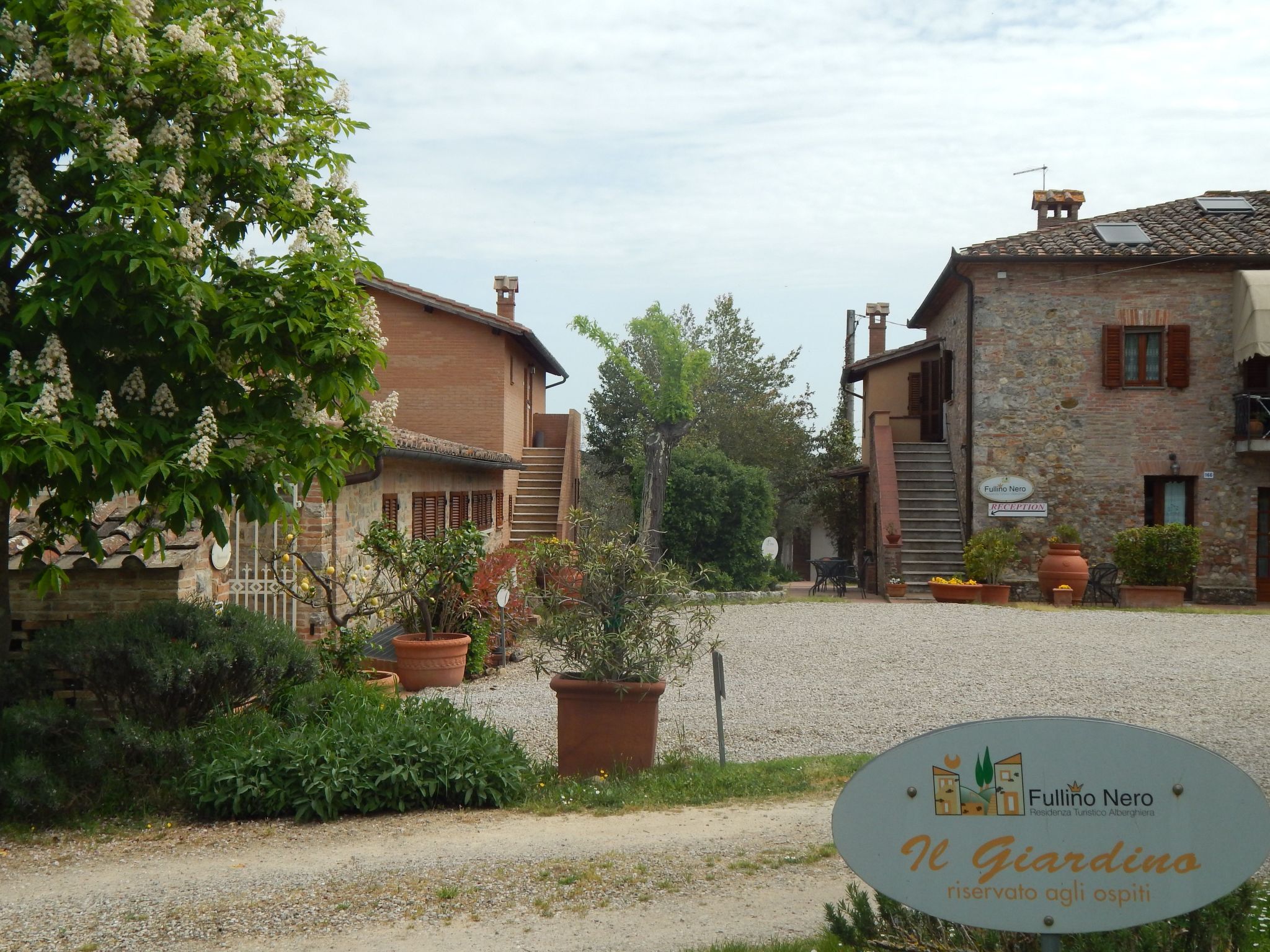Photo of Wohnung auf dem Lande, 3 km vom Zentrum von Siena entfernt
