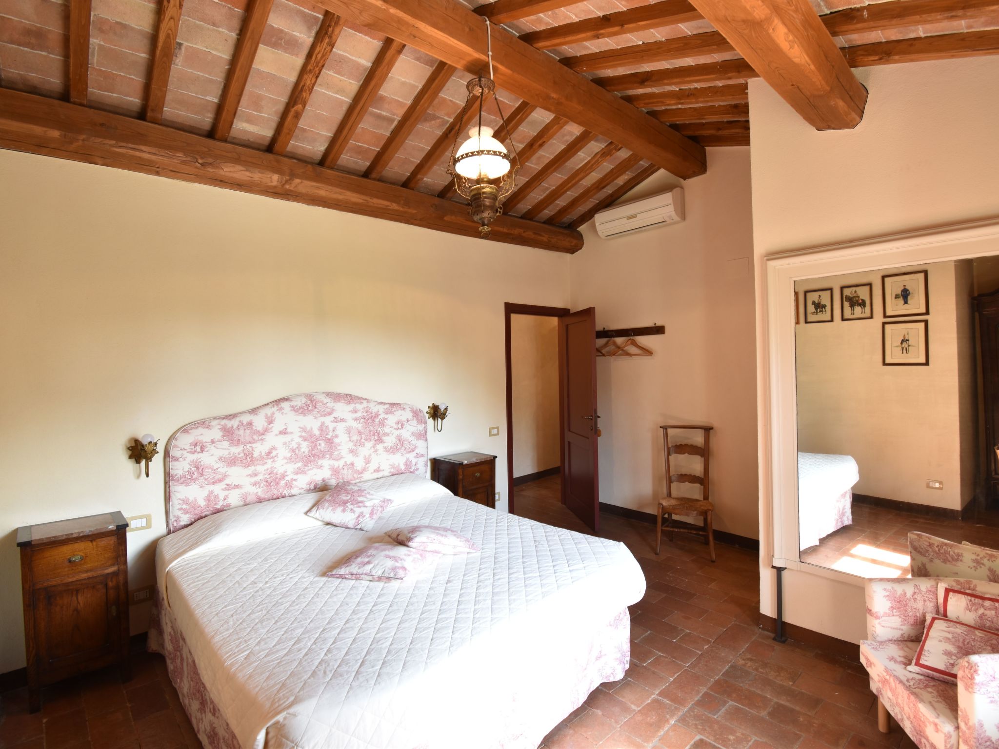 Wohnung in Bauernhaus mit großem Garten, Schwimmbad-Inside