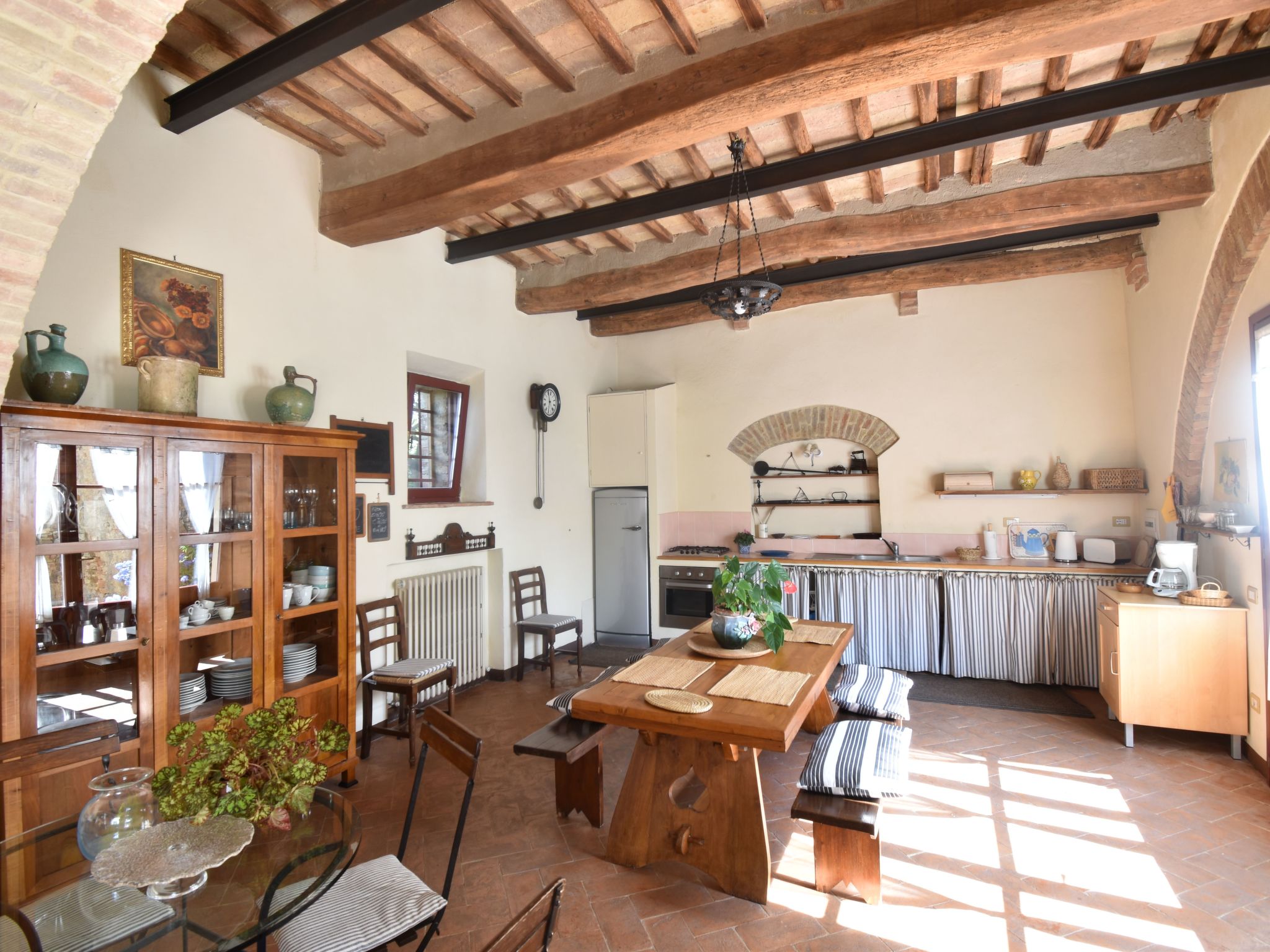 Photo of Wohnung in Bauernhaus mit großem Garten, Schwimmbad