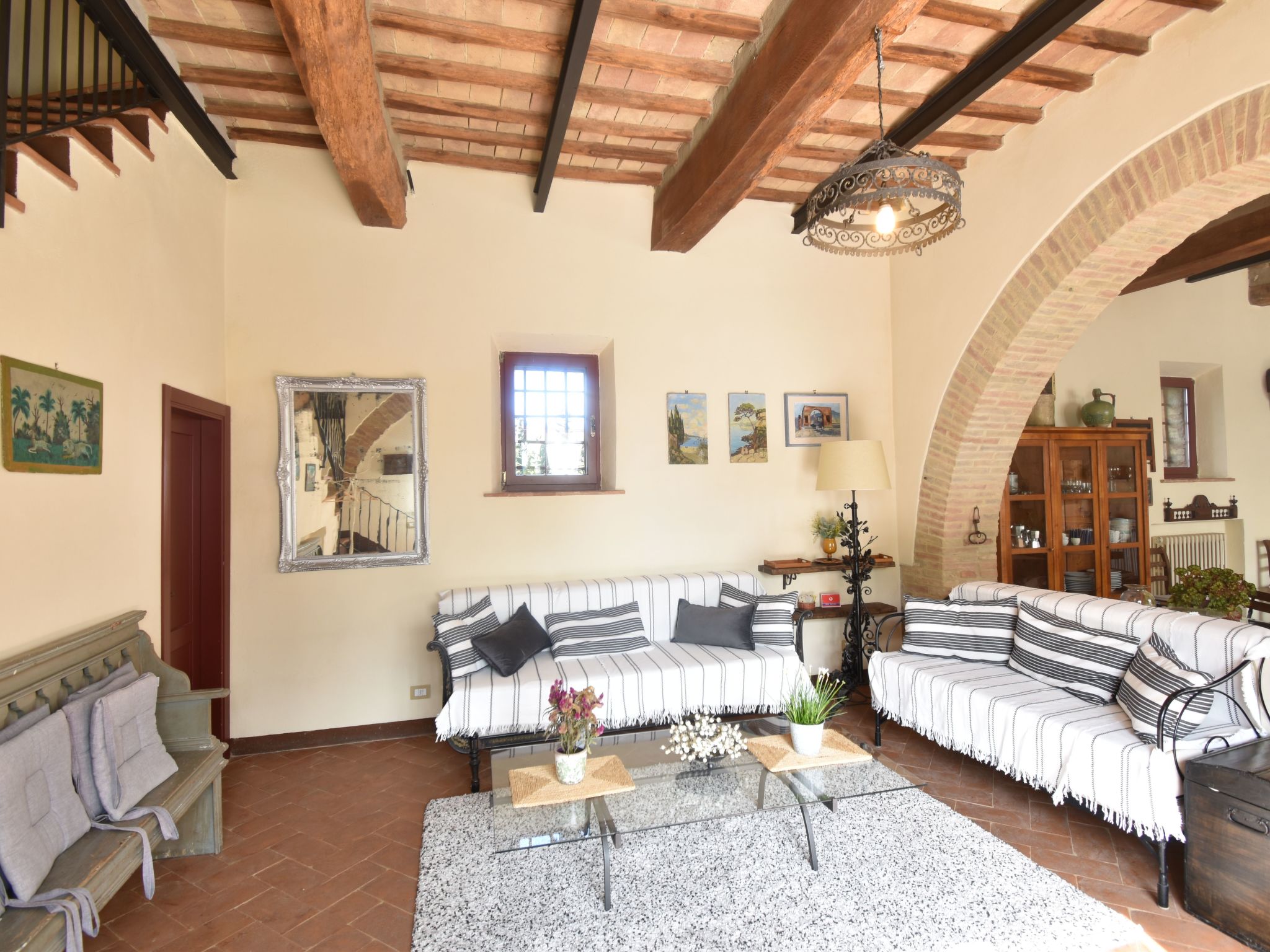 Photo of Wohnung in Bauernhaus mit großem Garten, Schwimmbad