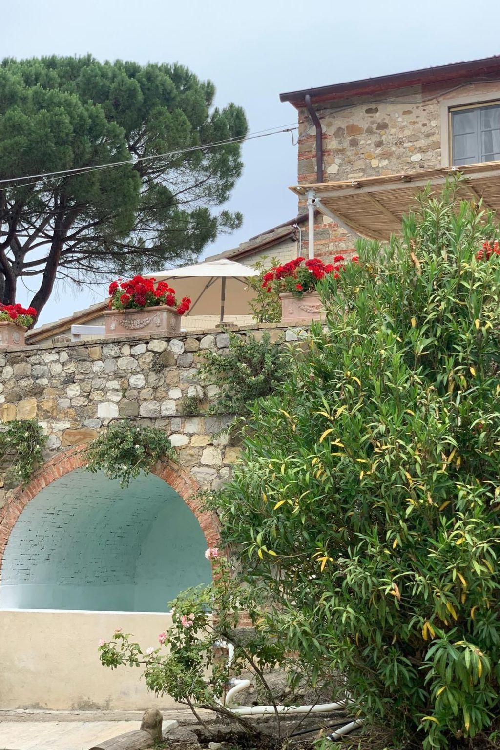 Acquapietra Villa Florenz mit Weinbergen und Pool-Image-tags.info