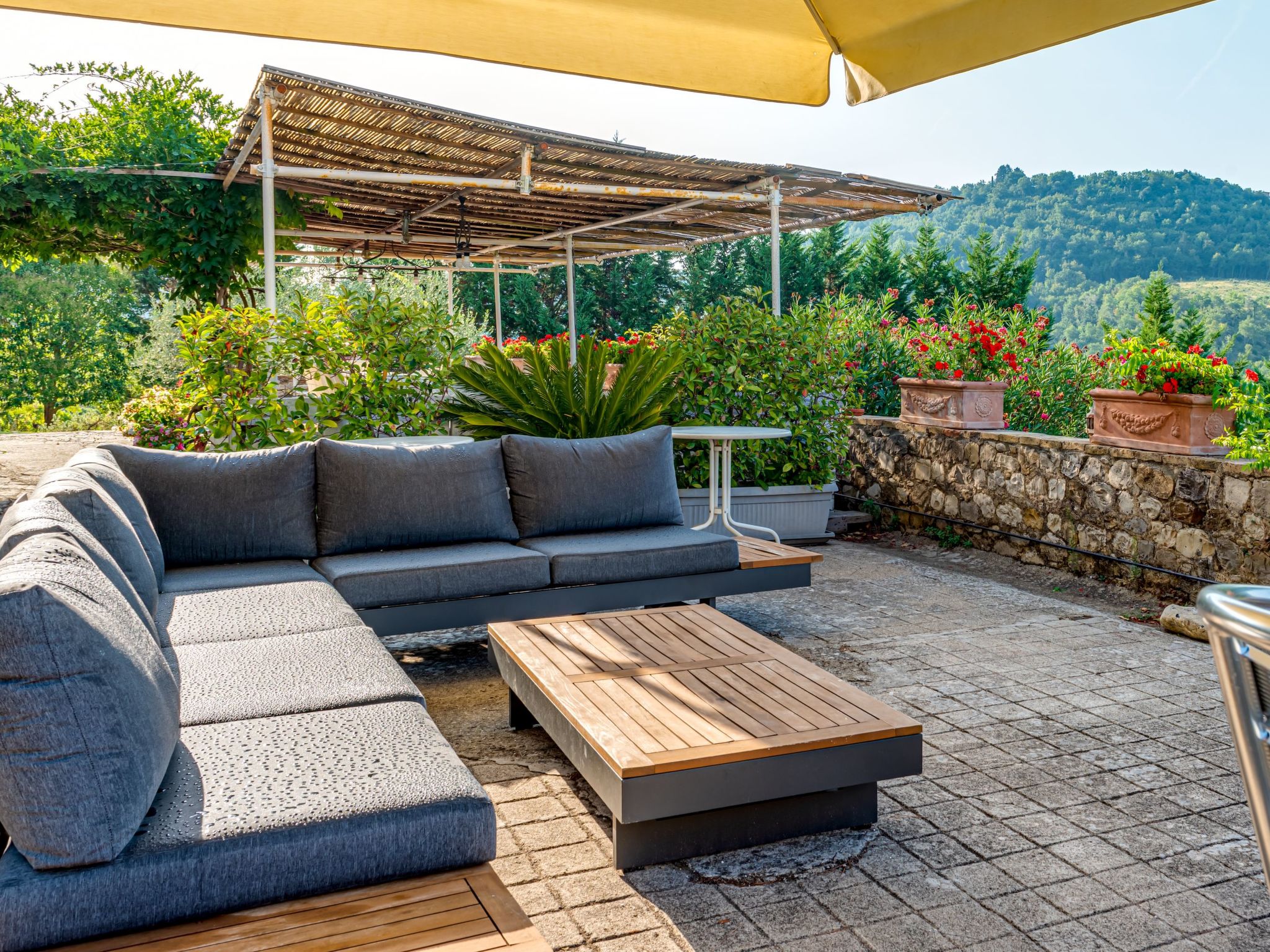 Acquapietra Villa Florenz mit Weinbergen und Pool-Image-tags.info