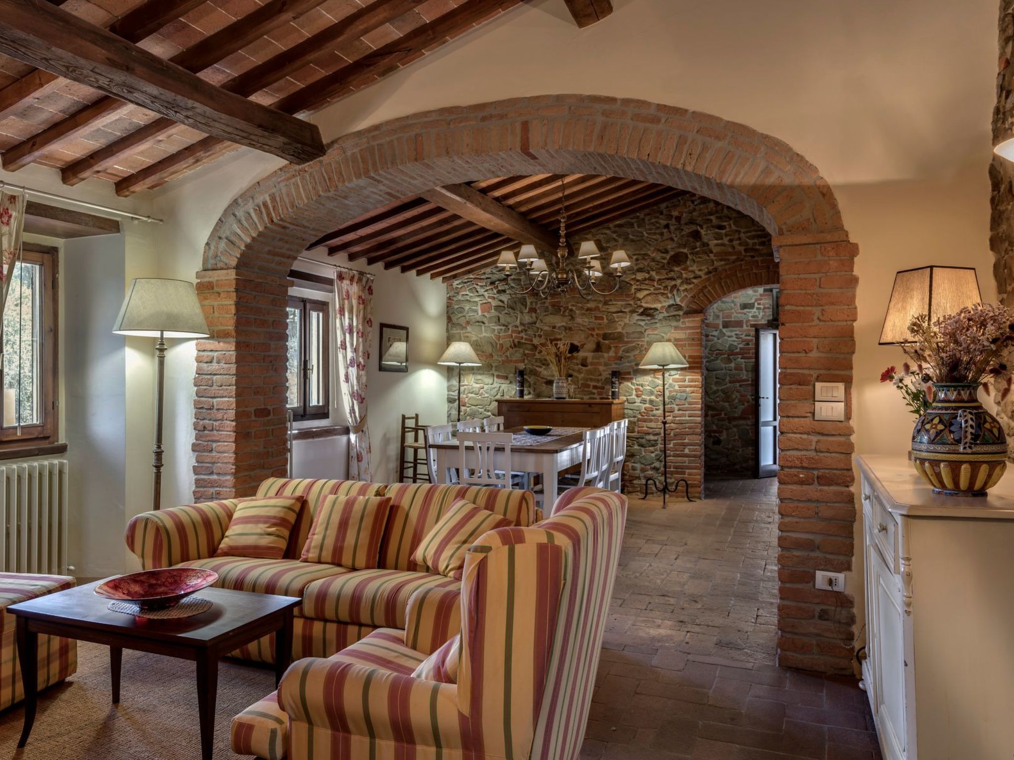 Landgut "Podere Vecciale-Binnen