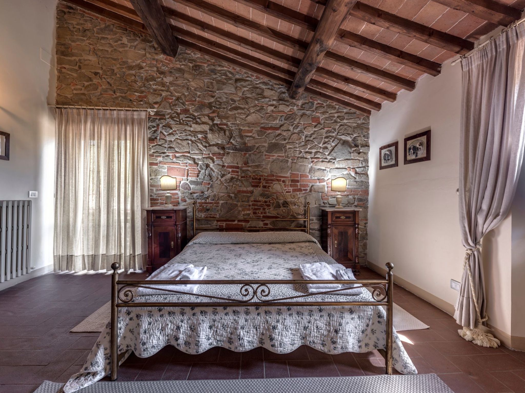 Landgut "Podere Vecciale-Binnen