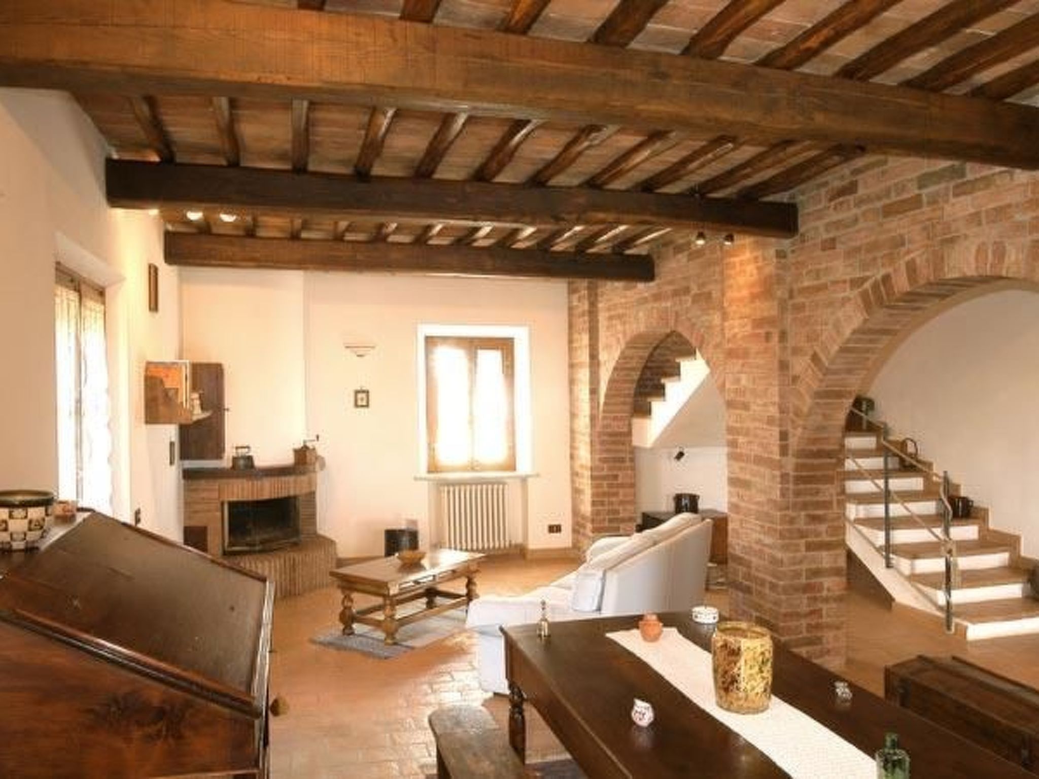 Sage' Anwesen mit Privatparkplatz-Binnen