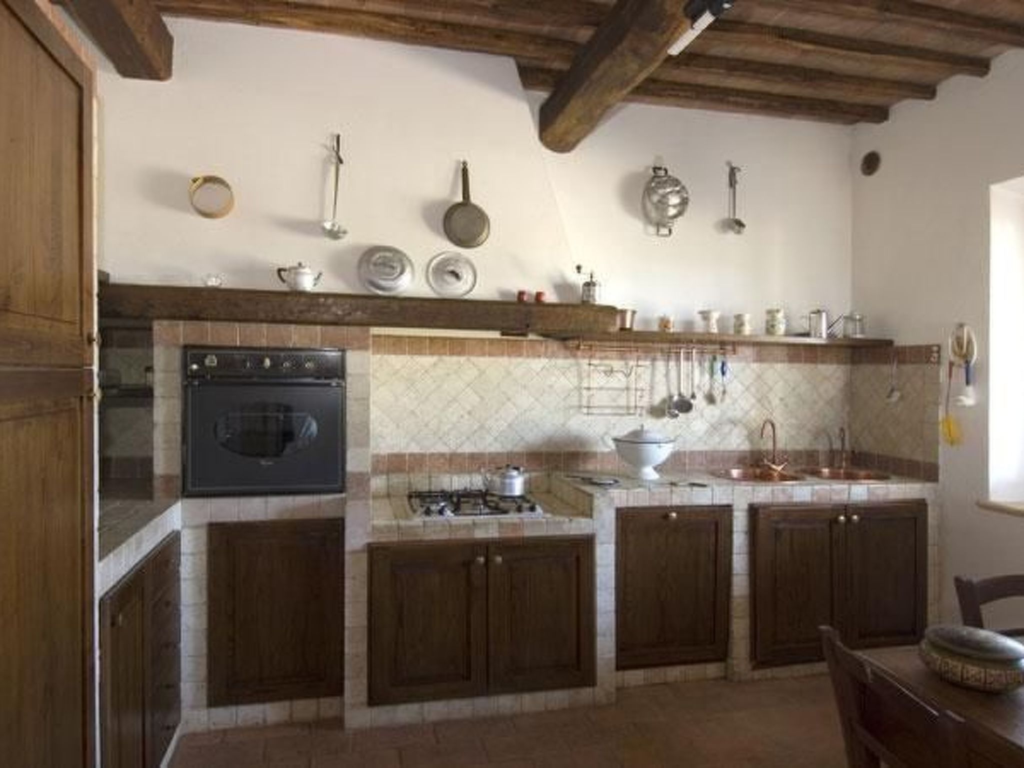 Sage' Anwesen mit Privatparkplatz-Binnen