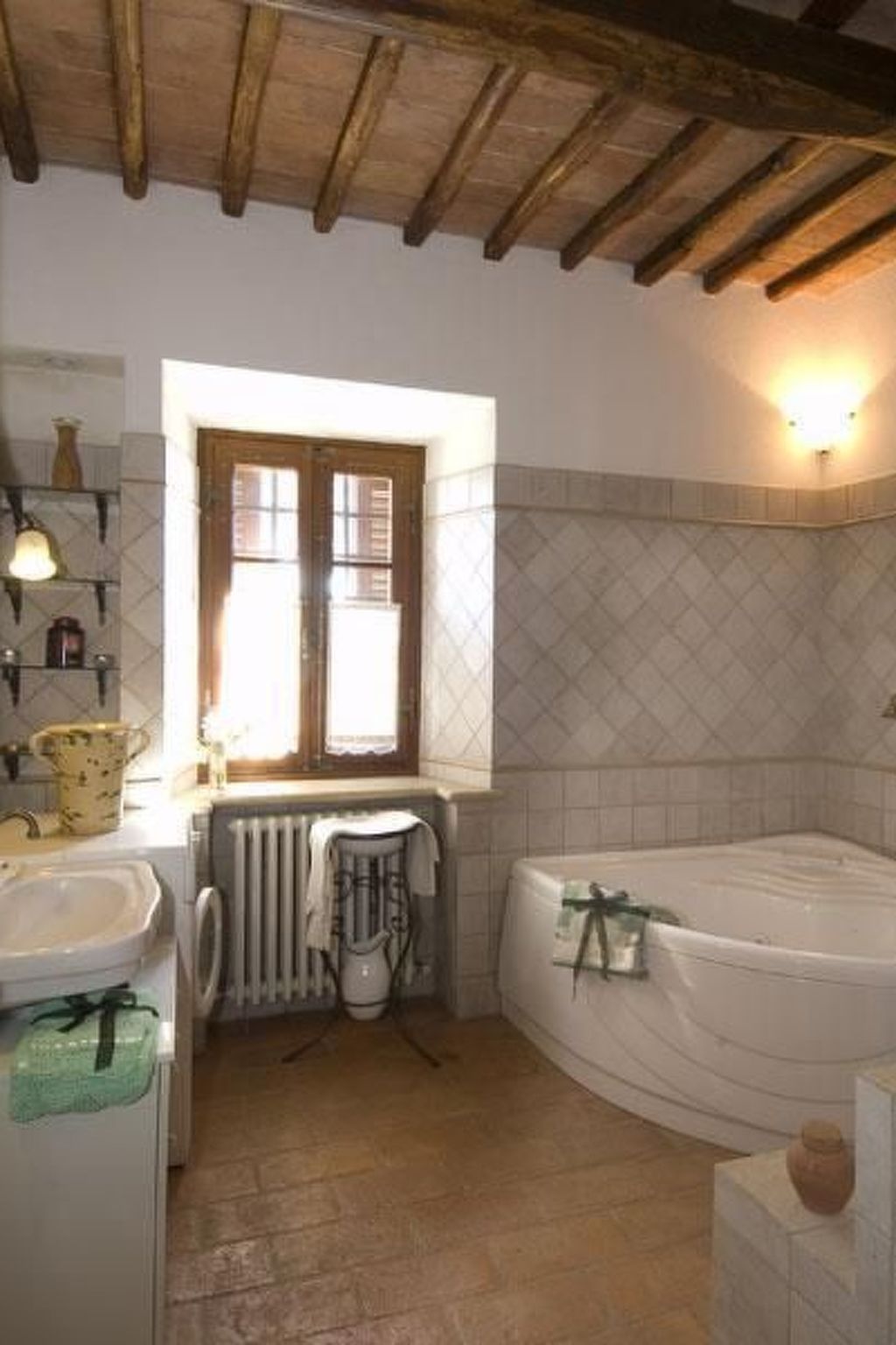 Sage' Anwesen mit Privatparkplatz-Binnen