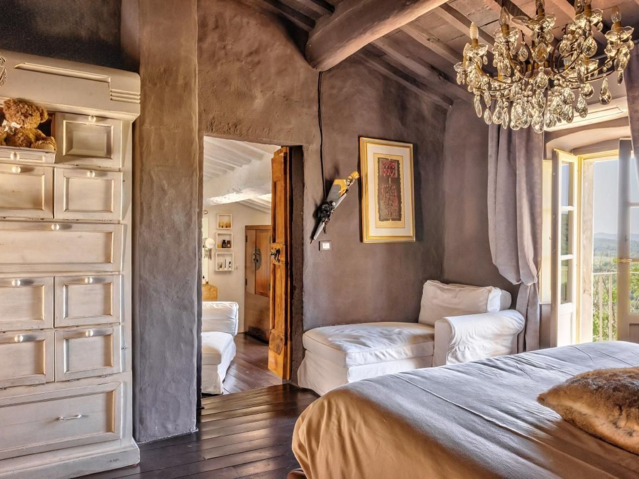 Wohnung in Marcena mit privatem Garten-Inside