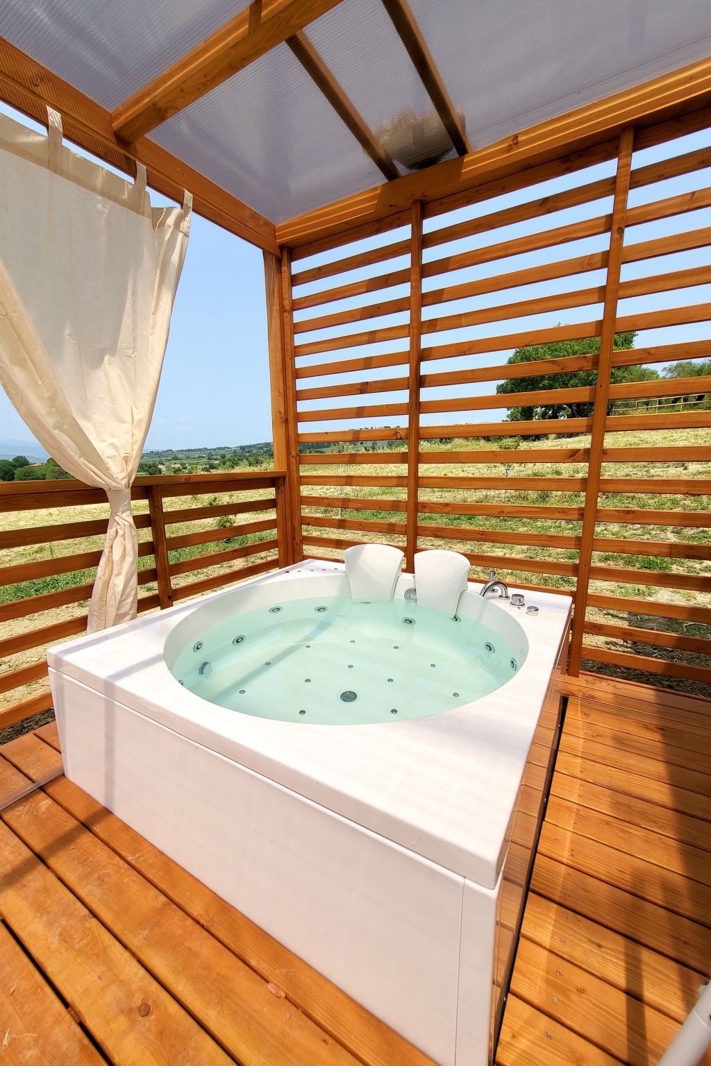 'Bungalow Juniper — view 1 of 15
