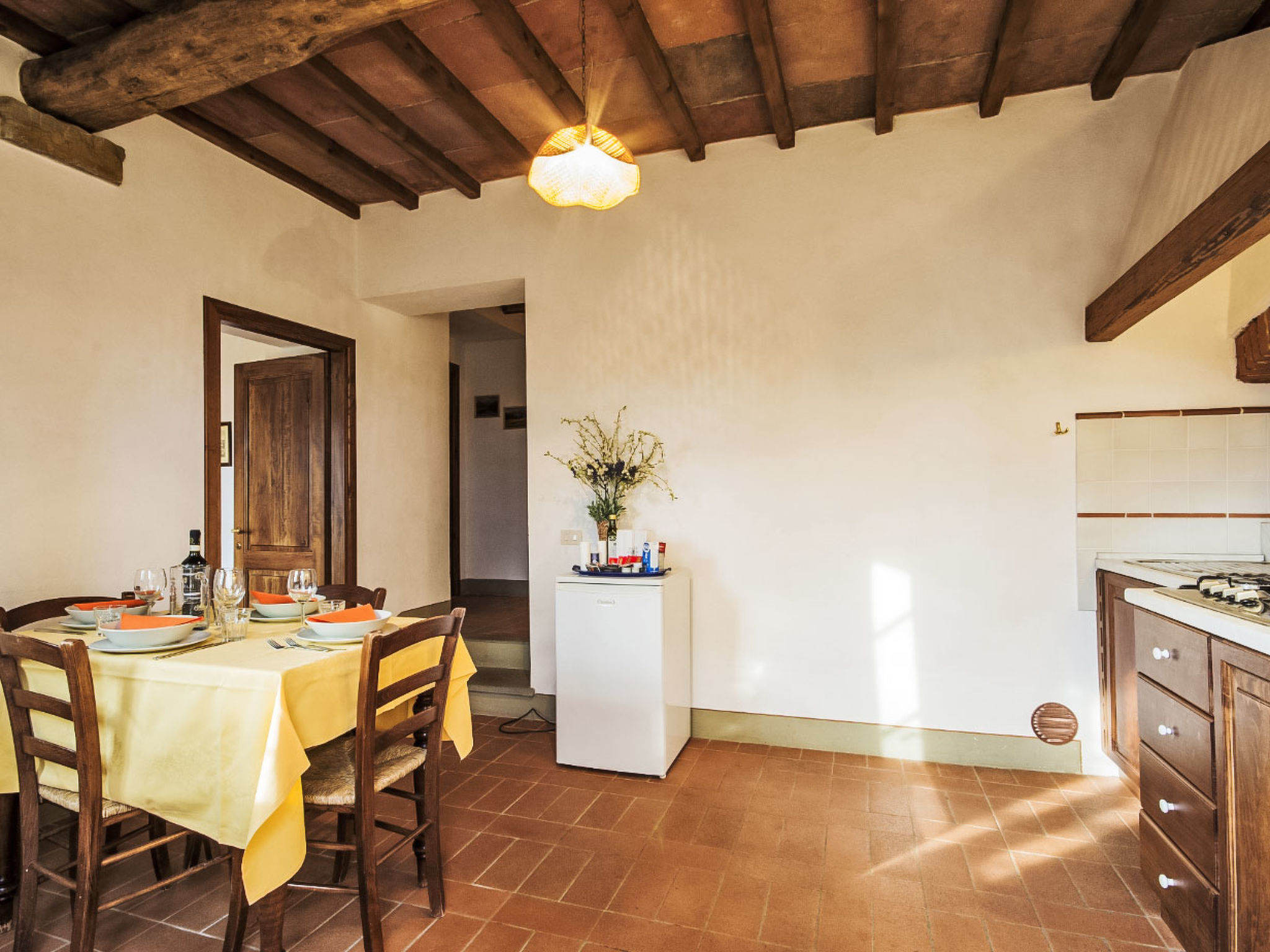 Zwei-Zimmer-Wohnung - Binnen