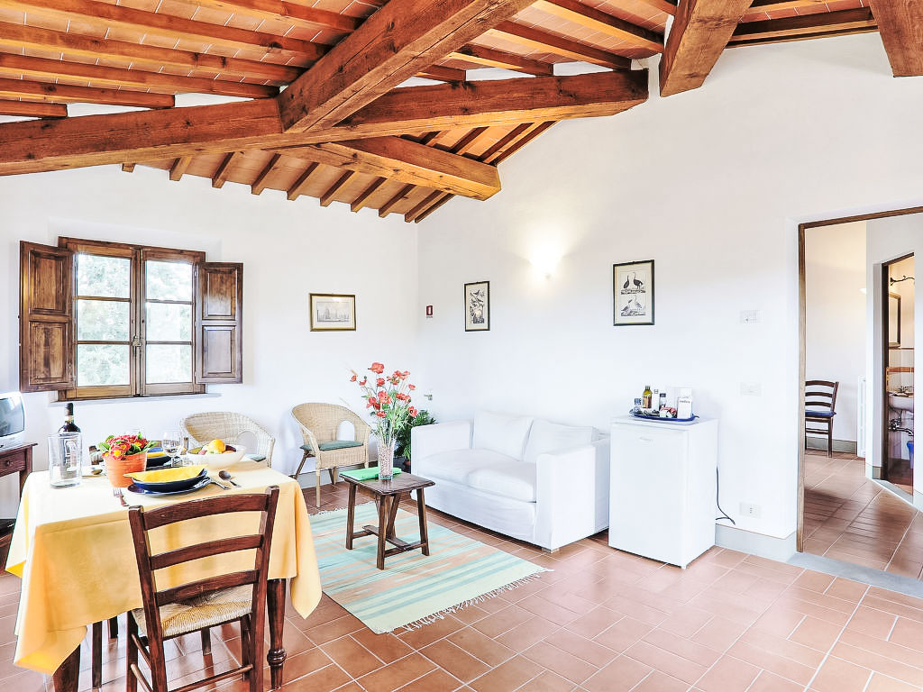 Il Melo — Kitchen / Dining Room
