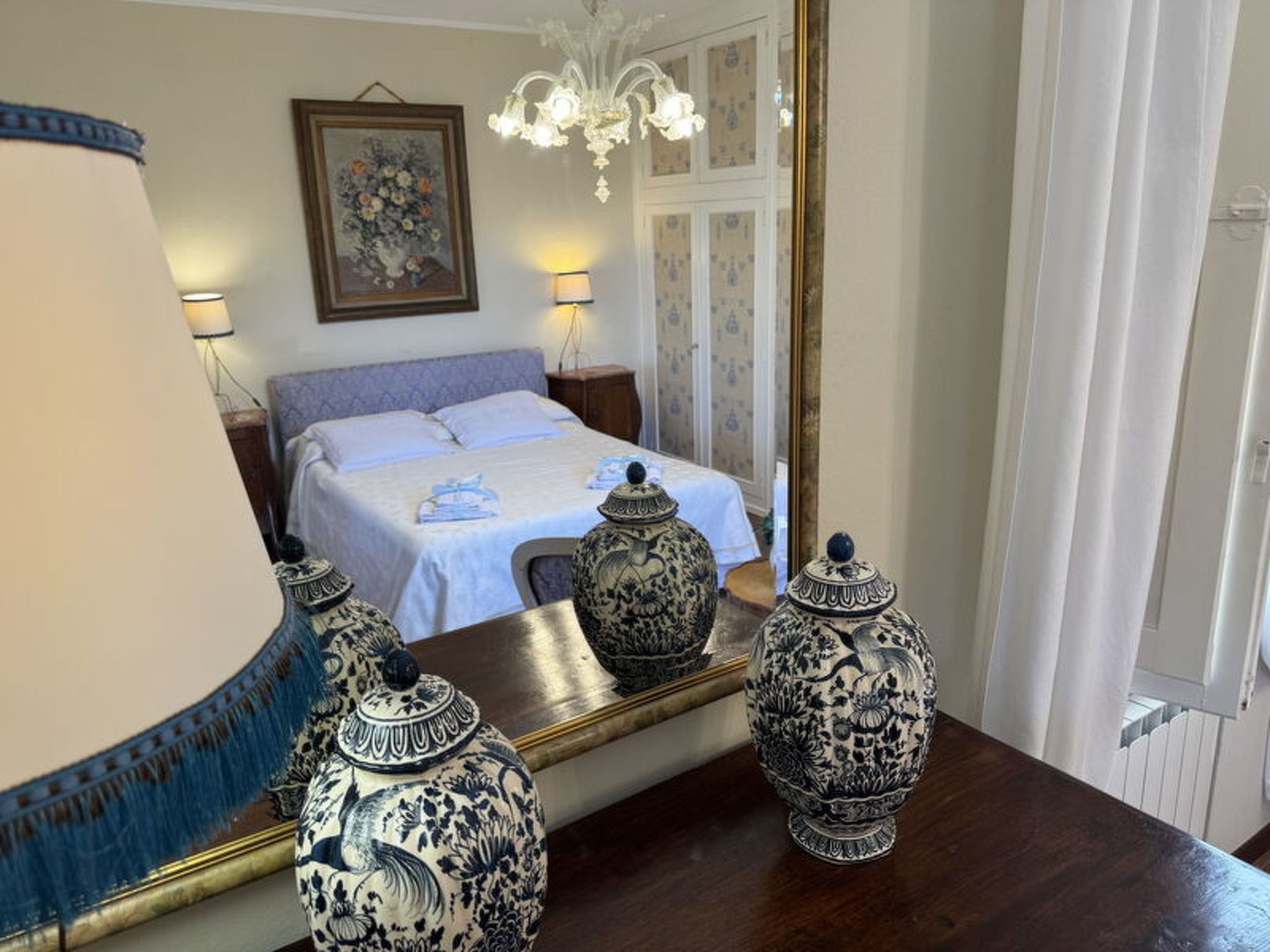Casa Mia - Inside