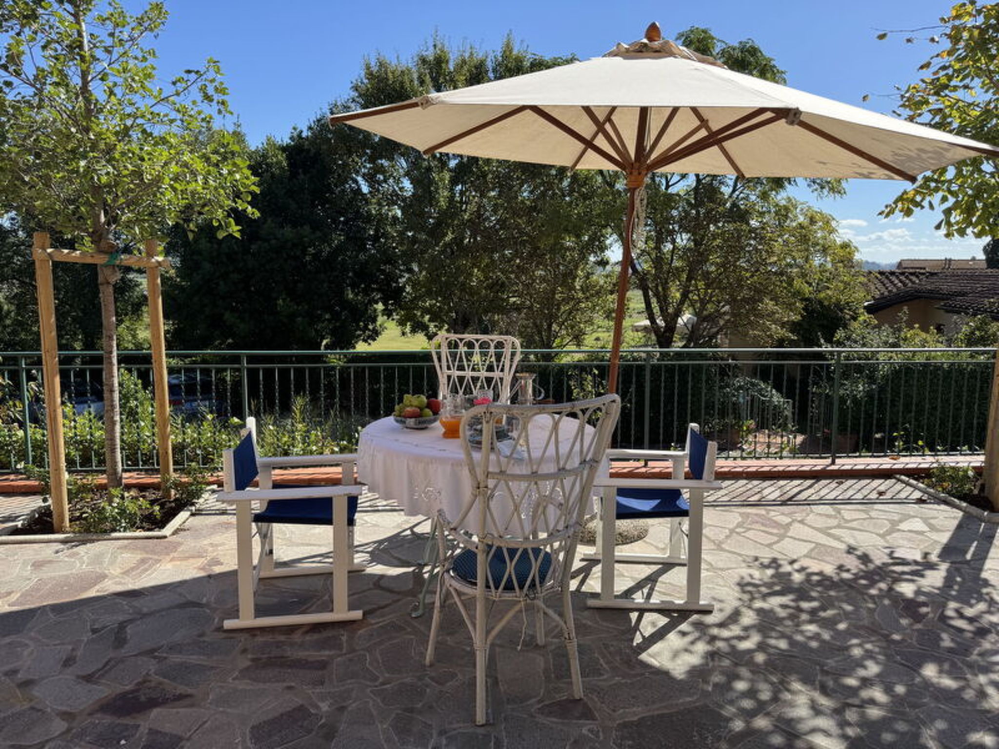 Casa Mia - Outside