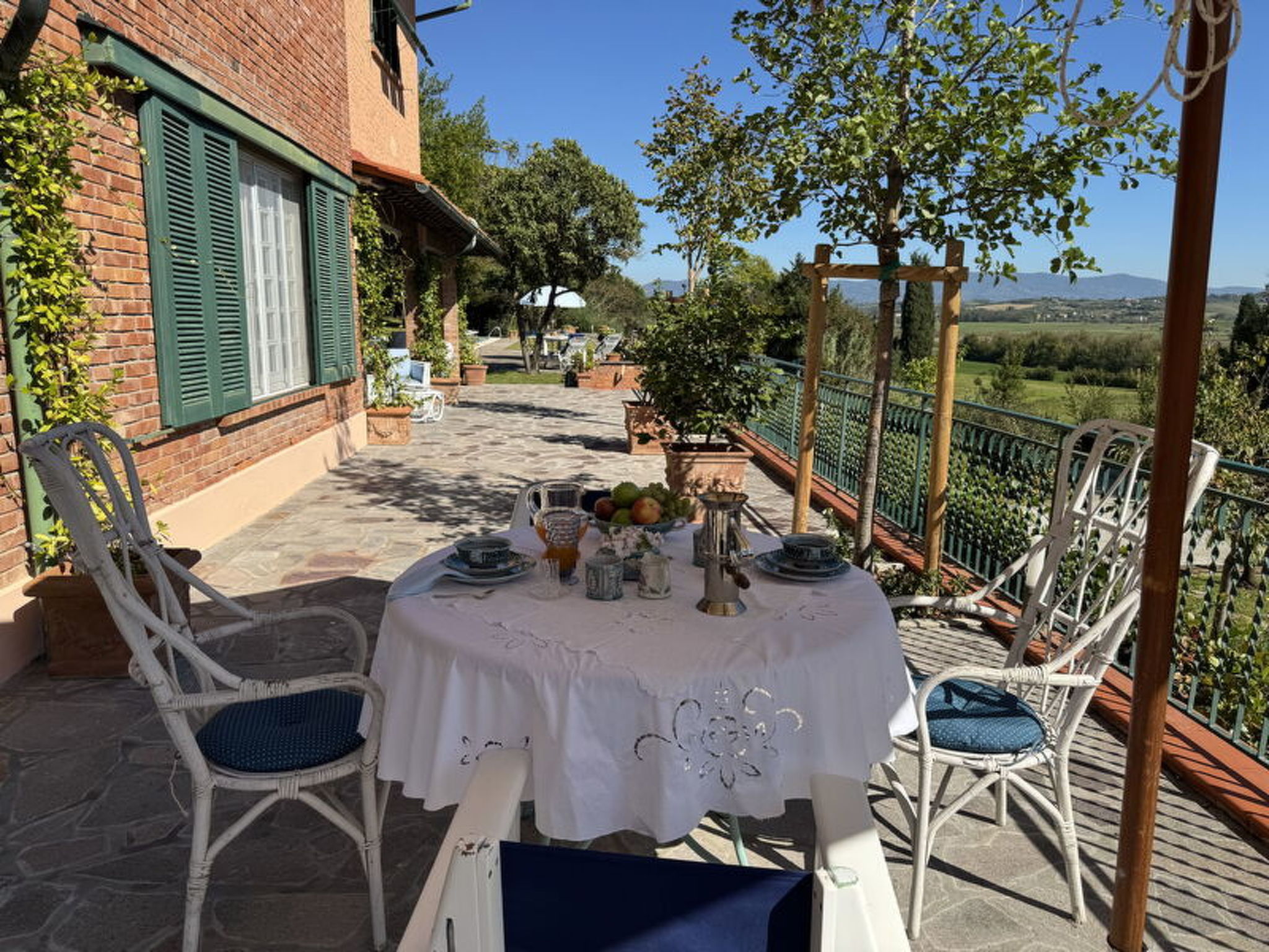 Casa Mia - Outside