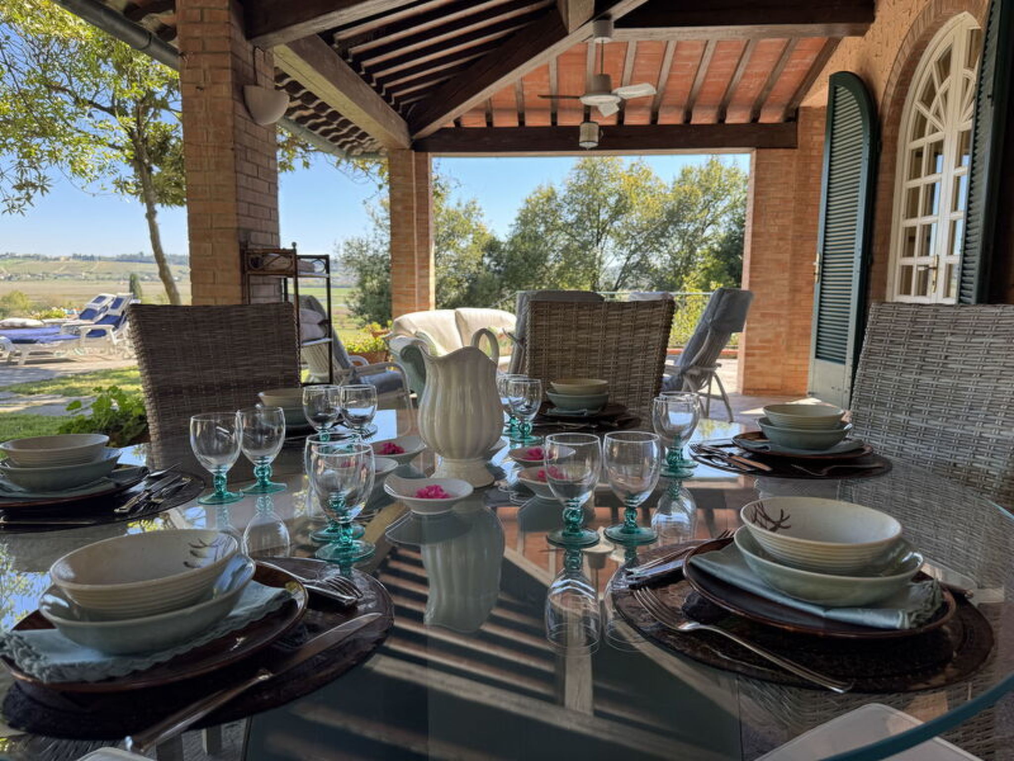 Casa Mia - Outside
