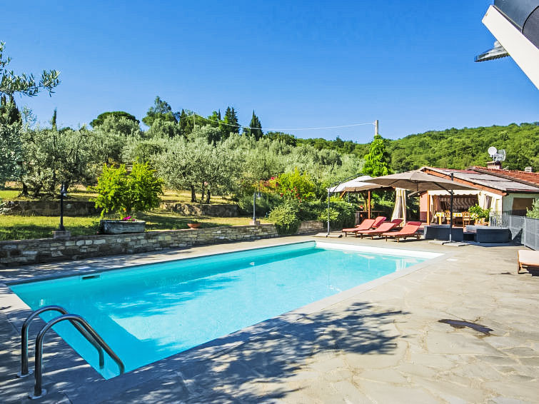 7-persoons boerderij Posticcia Vecchia met privézwembad in Pergine Valdarno in Pergine Valdarno