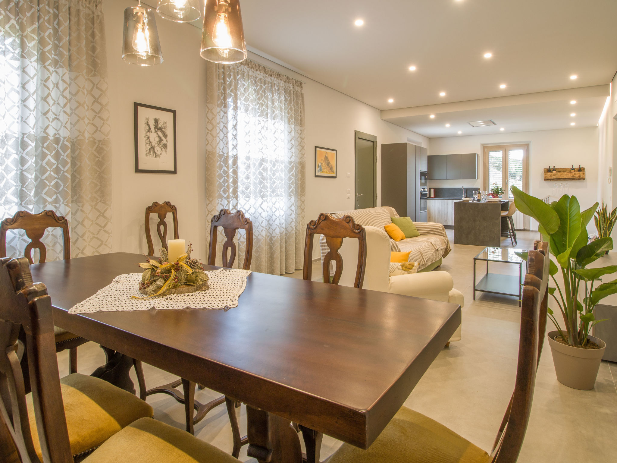 Kitchen / Dining Room