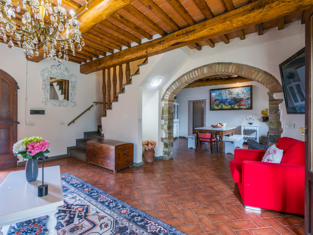 Badia a Passignano — Living Room