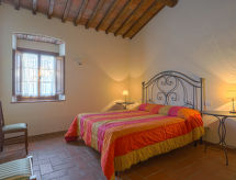 Landhuis Boccaccio in Chianti: 4-persoons appartement met zwembad - thumbnail 3