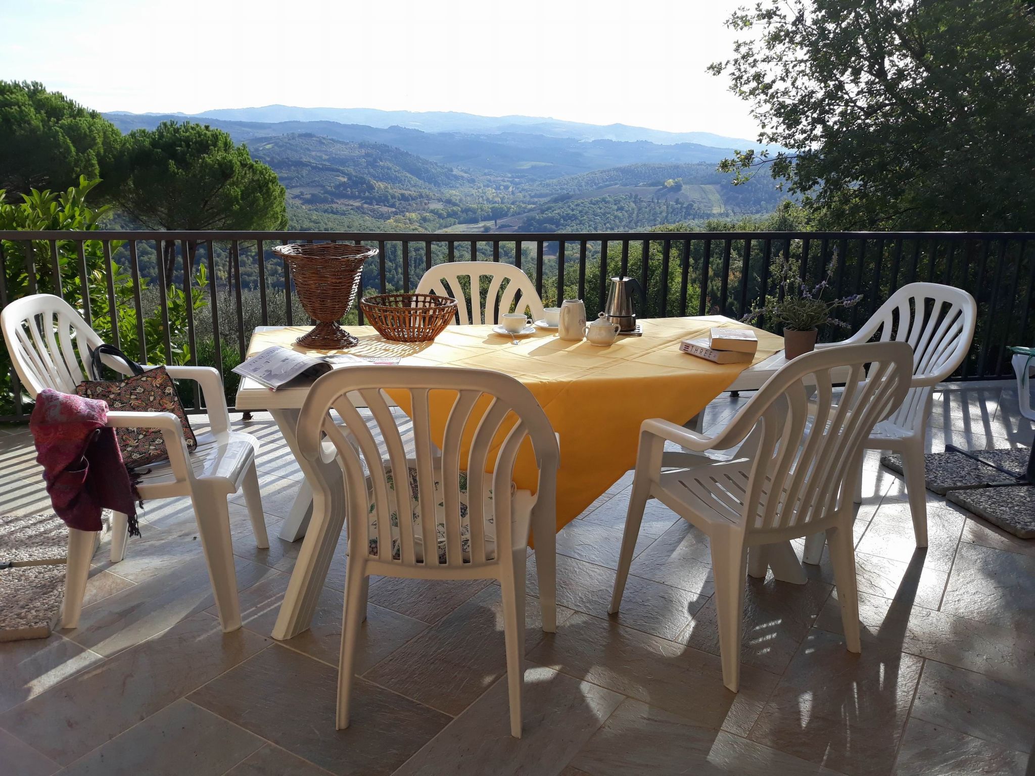 Wohnung Duchessina mit Garten und Pool