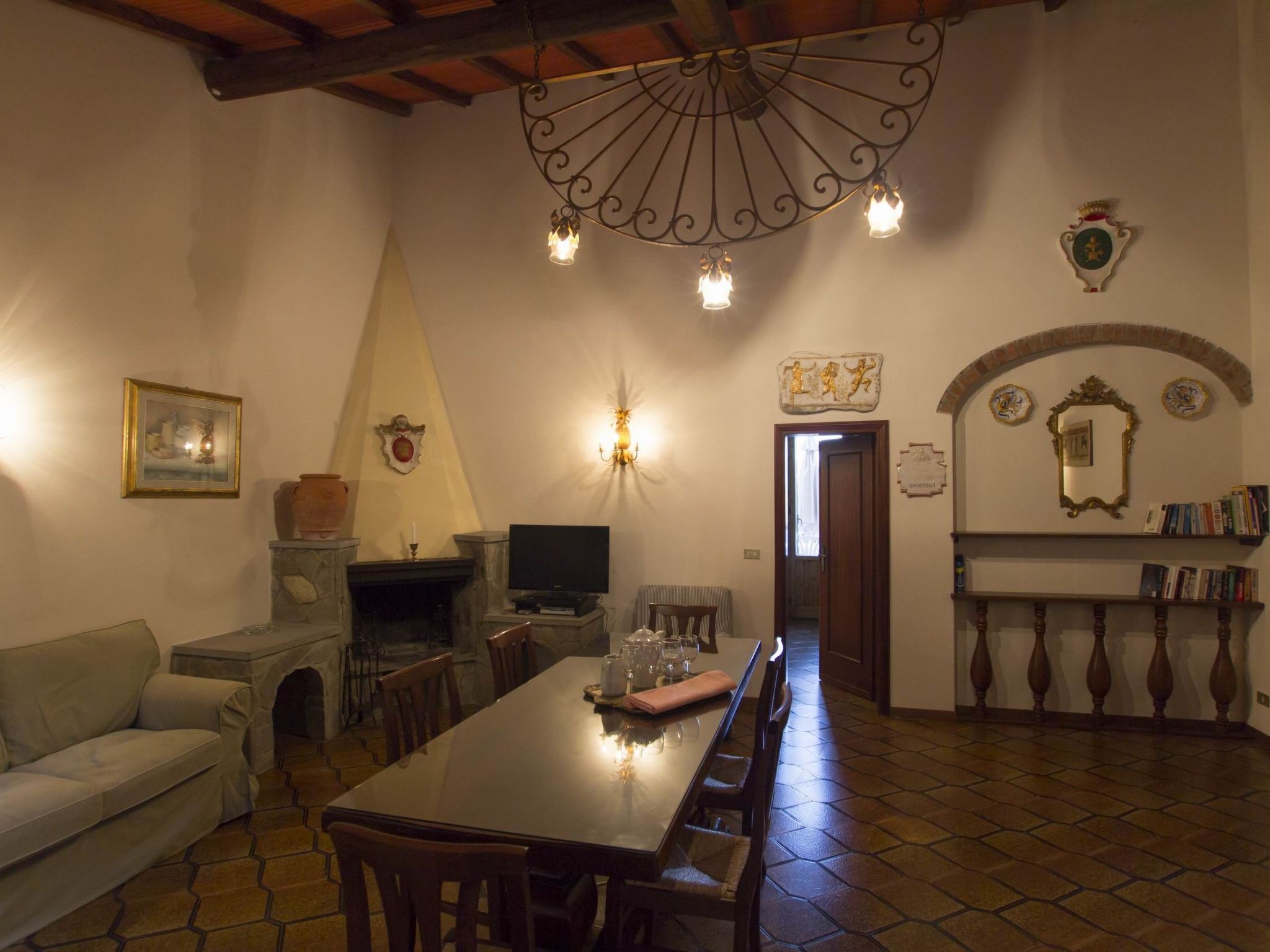 Wohnung Duchessina mit Garten und Pool-Binnen