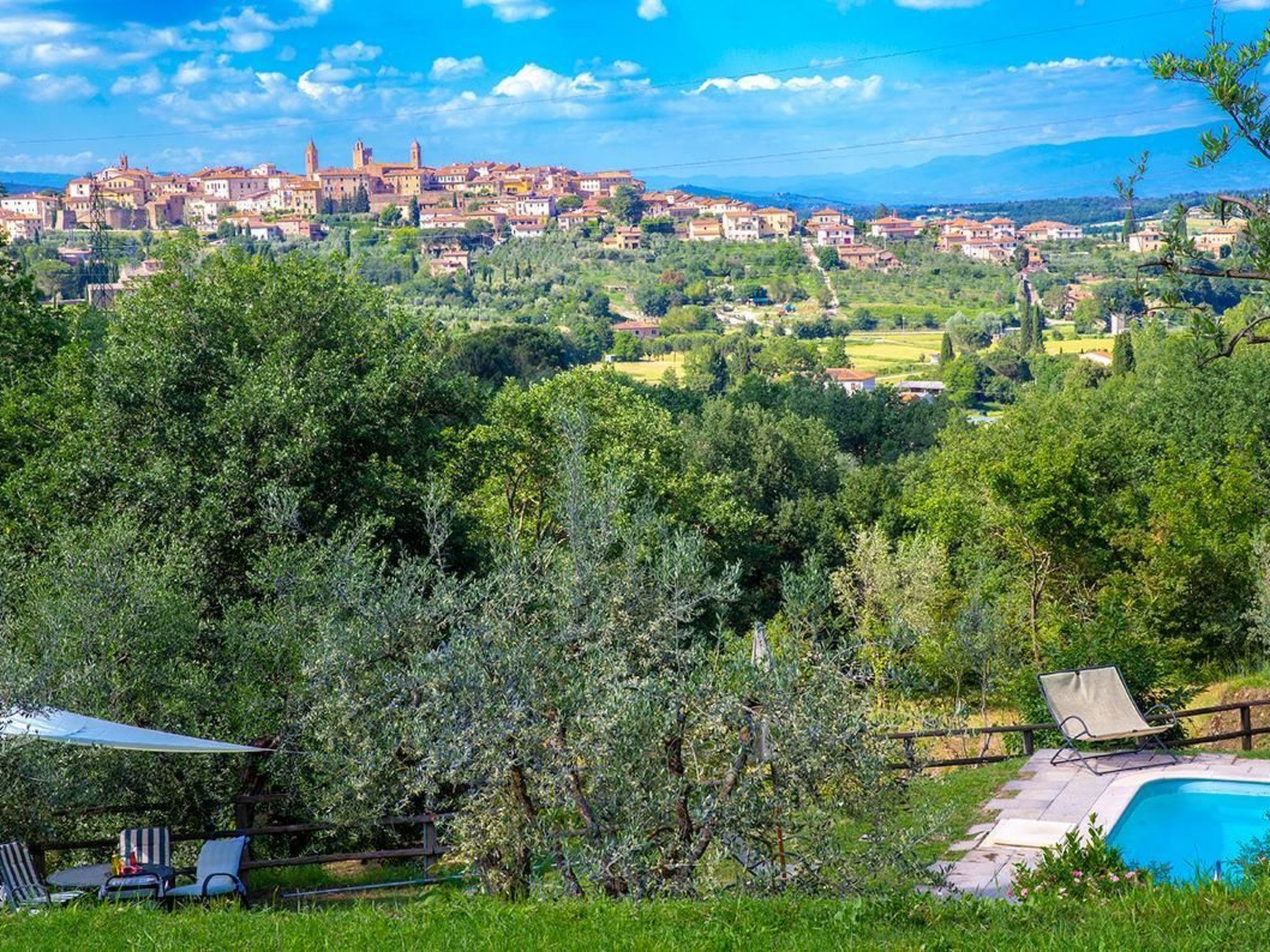 Wunderschöne Ferienwohnung in Monte San Savino mit gemeinschaftlichem Pool, Gar-Binnen