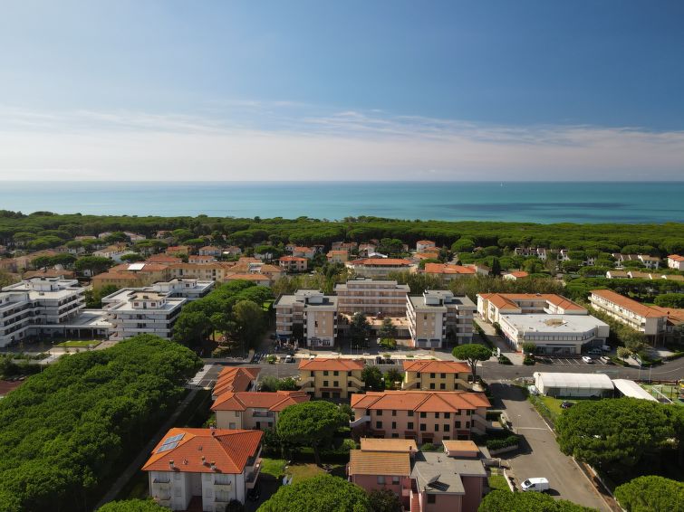 Search and Stay destination Vada, Toscana - Italy from AU$ 123. Palazzeta III