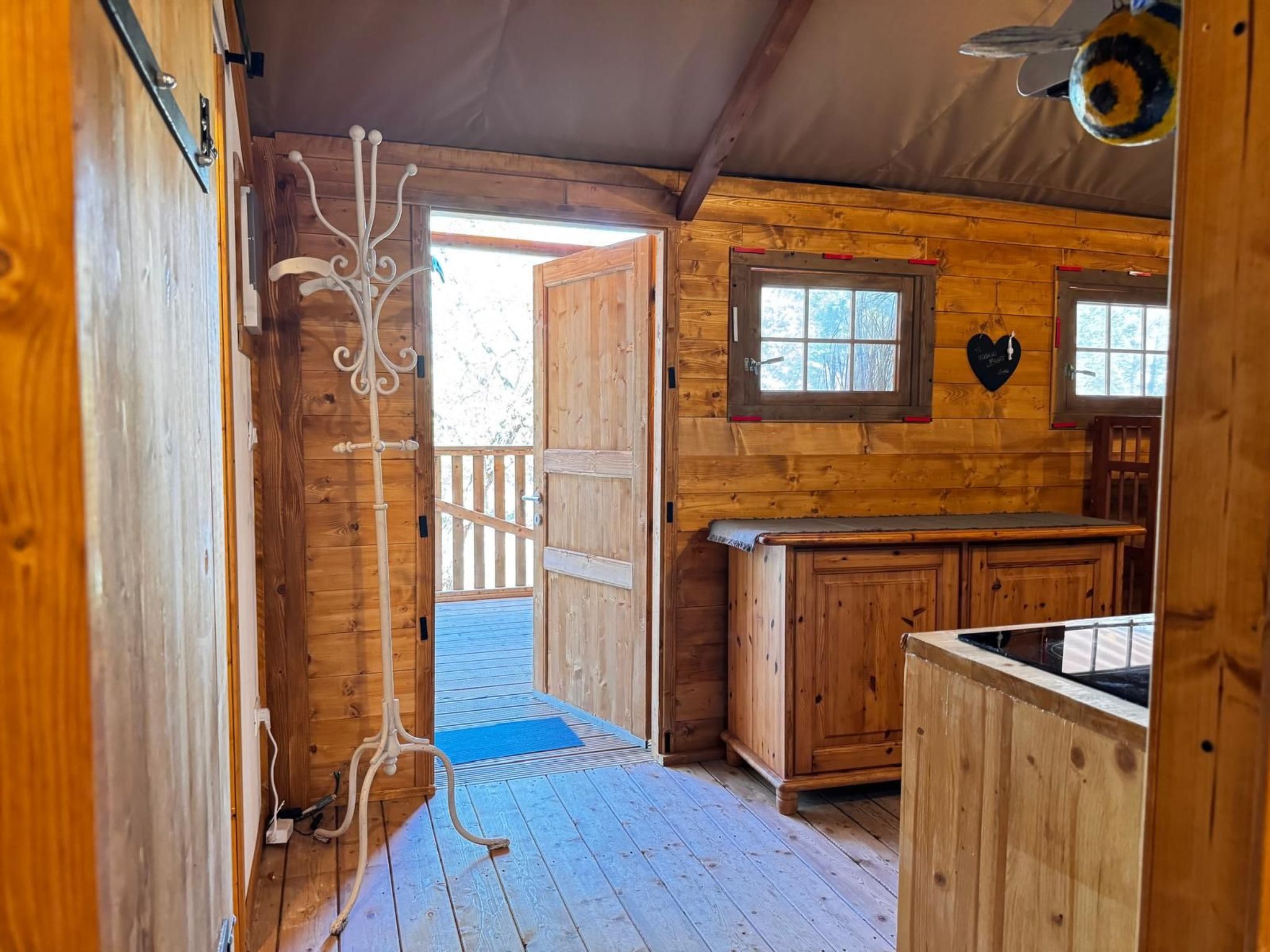 Familienzelt" Nachlass-Binnen