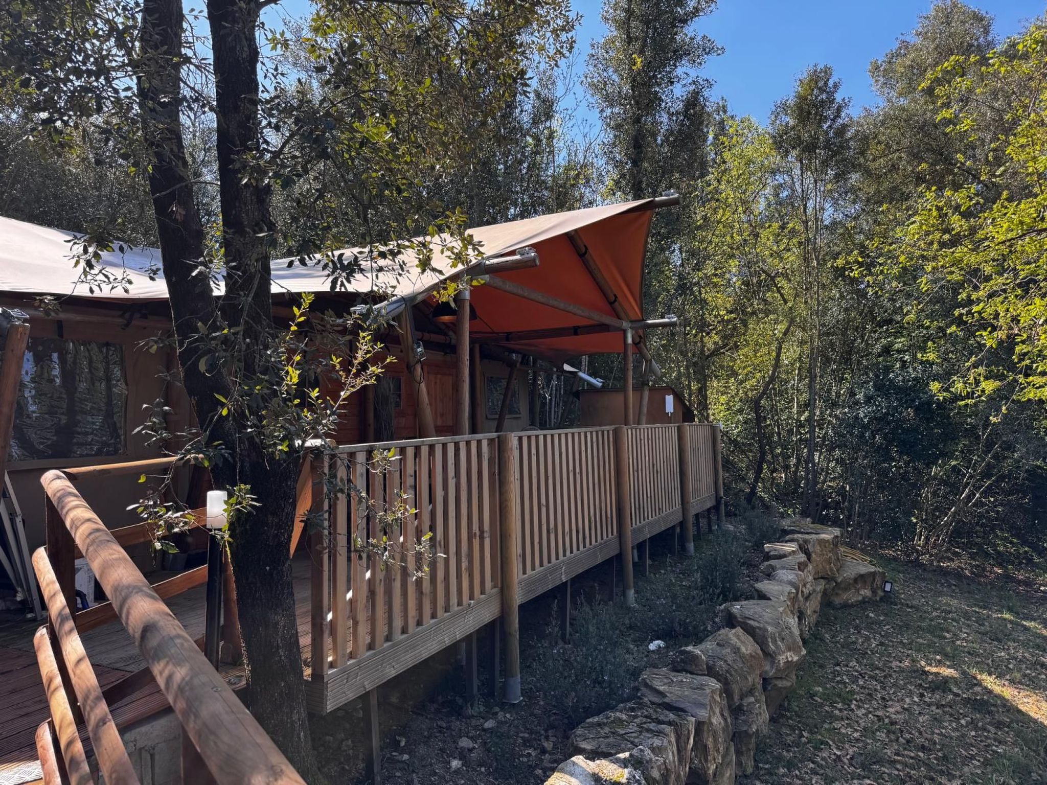 Familienzelt" Nachlass-Binnen