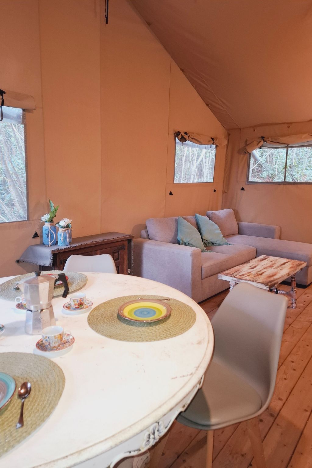 Familienzelt" Nachlass-Binnen