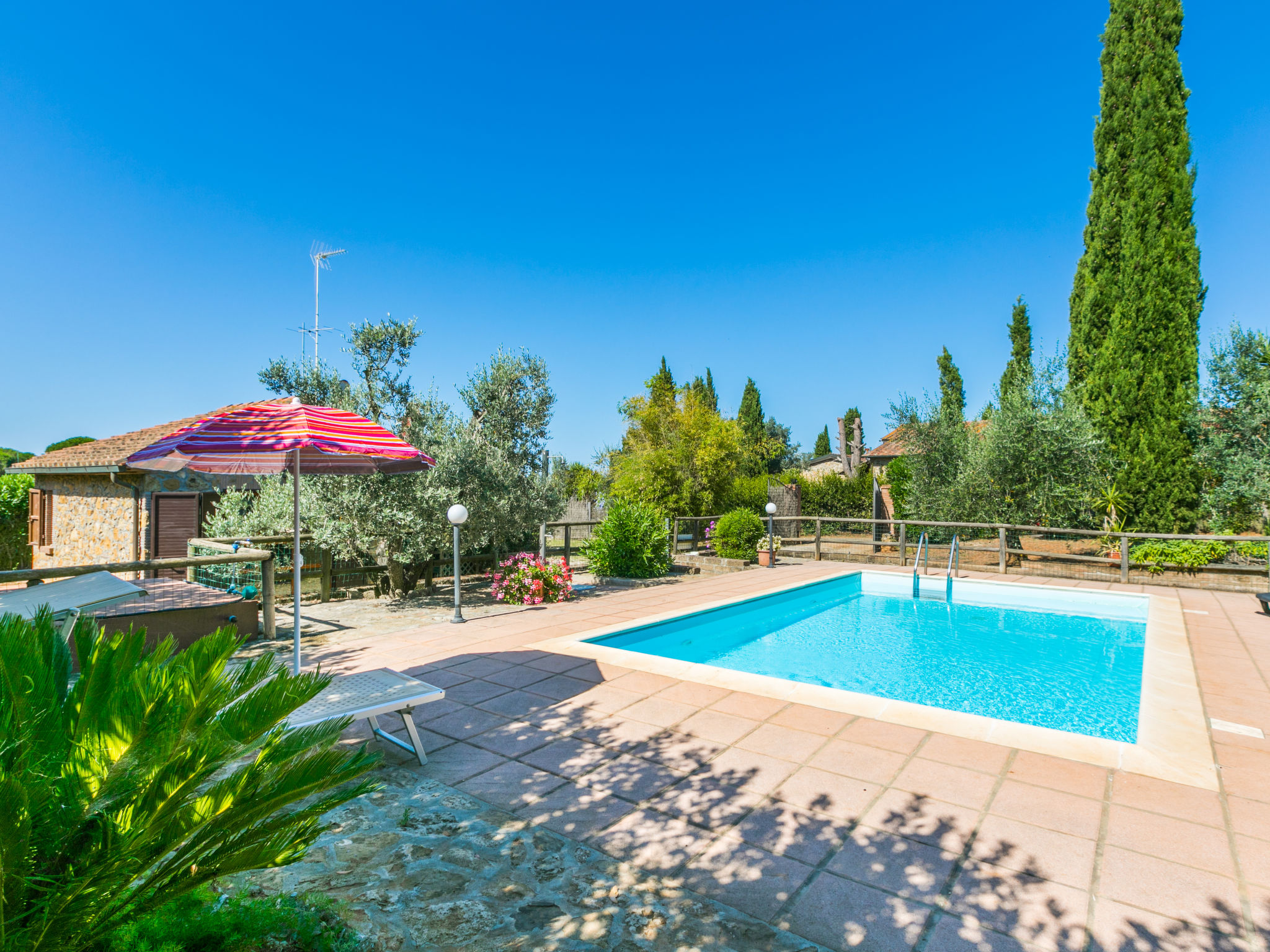 Ferienhaus mit umzäuntem Garten in Cecina (Italien) und 2 Hunde erlaubt