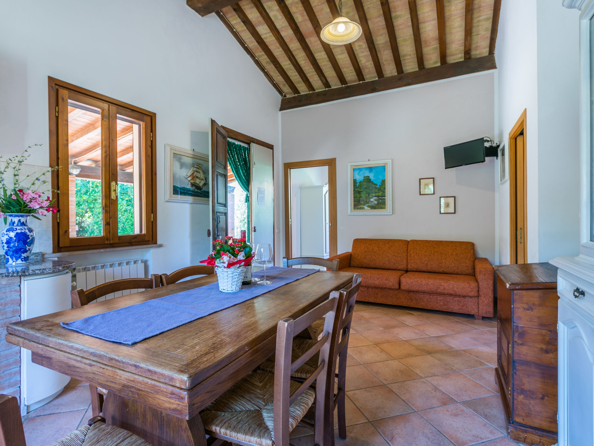 Kitchen / Dining Room