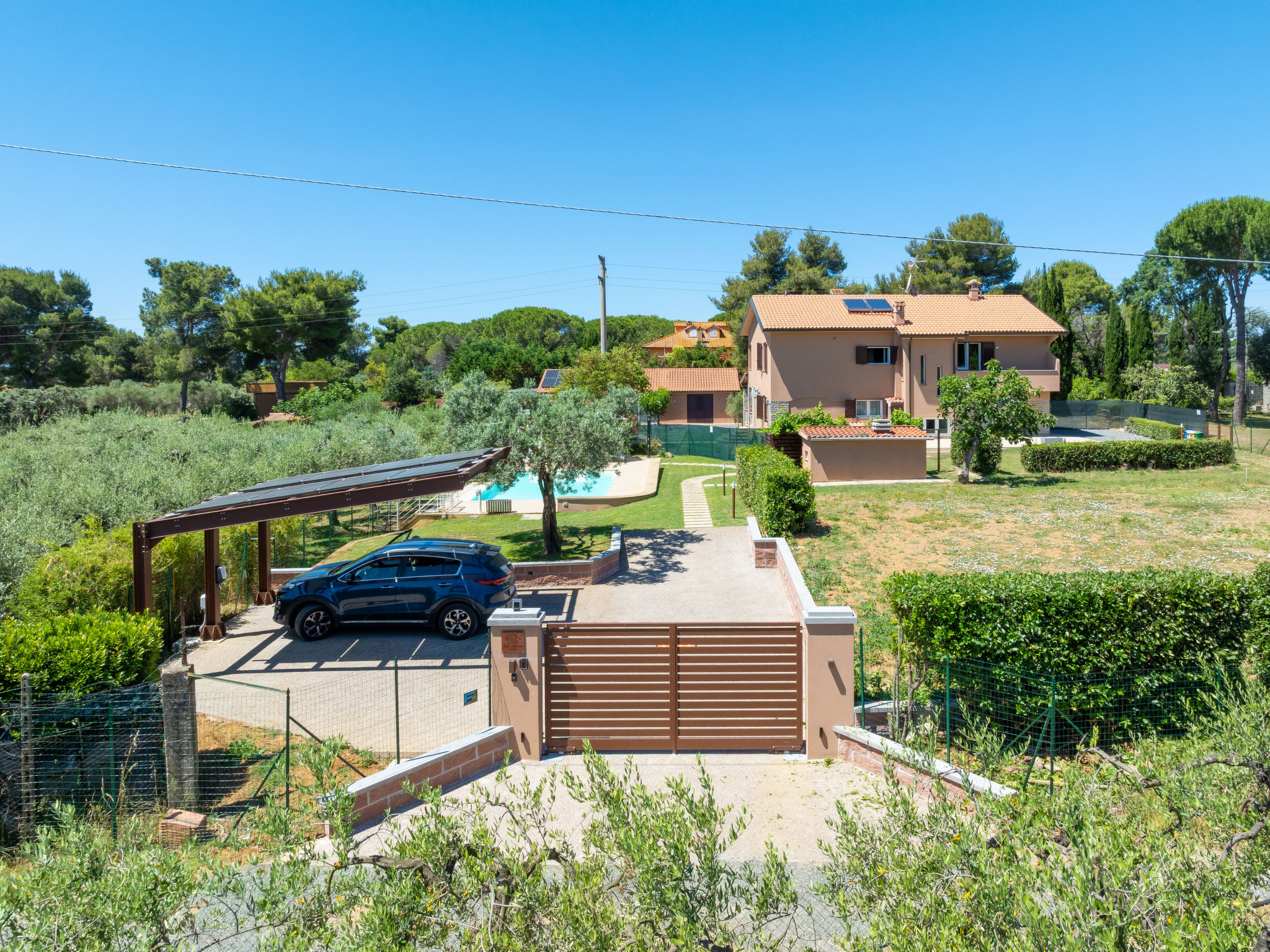 Rose Adriano Home - Buiten