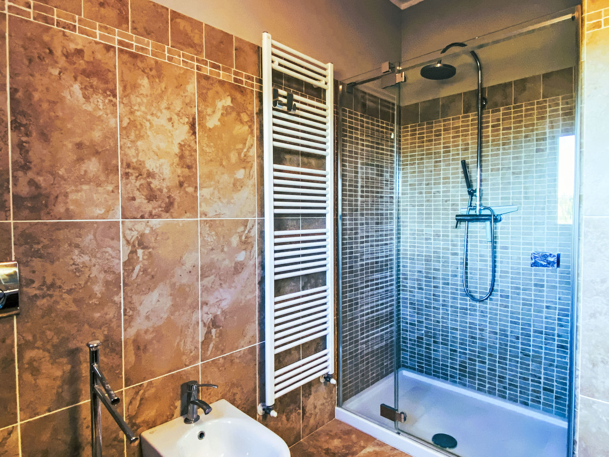 Rose Adriano Home - Binnen