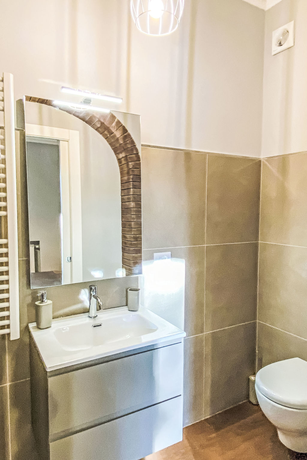 Rose Adriano Home - Binnen