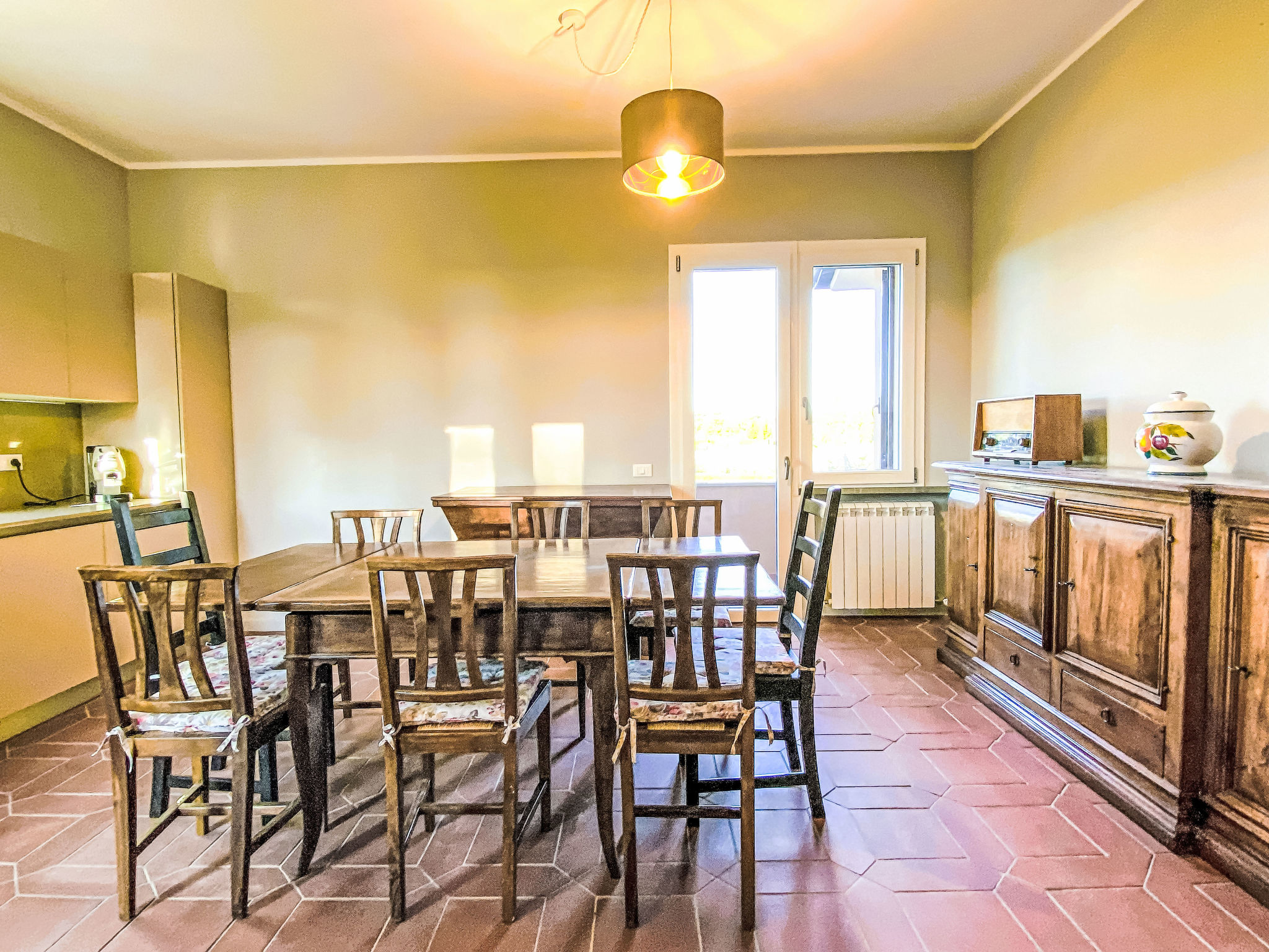 Rose Adriano Home - Binnen