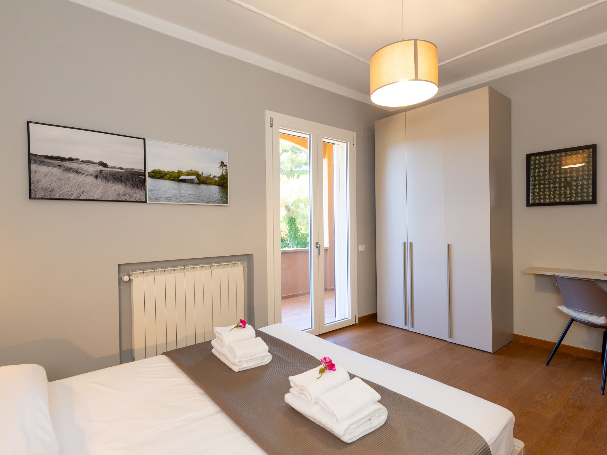 Rose Adriano Home - Binnen
