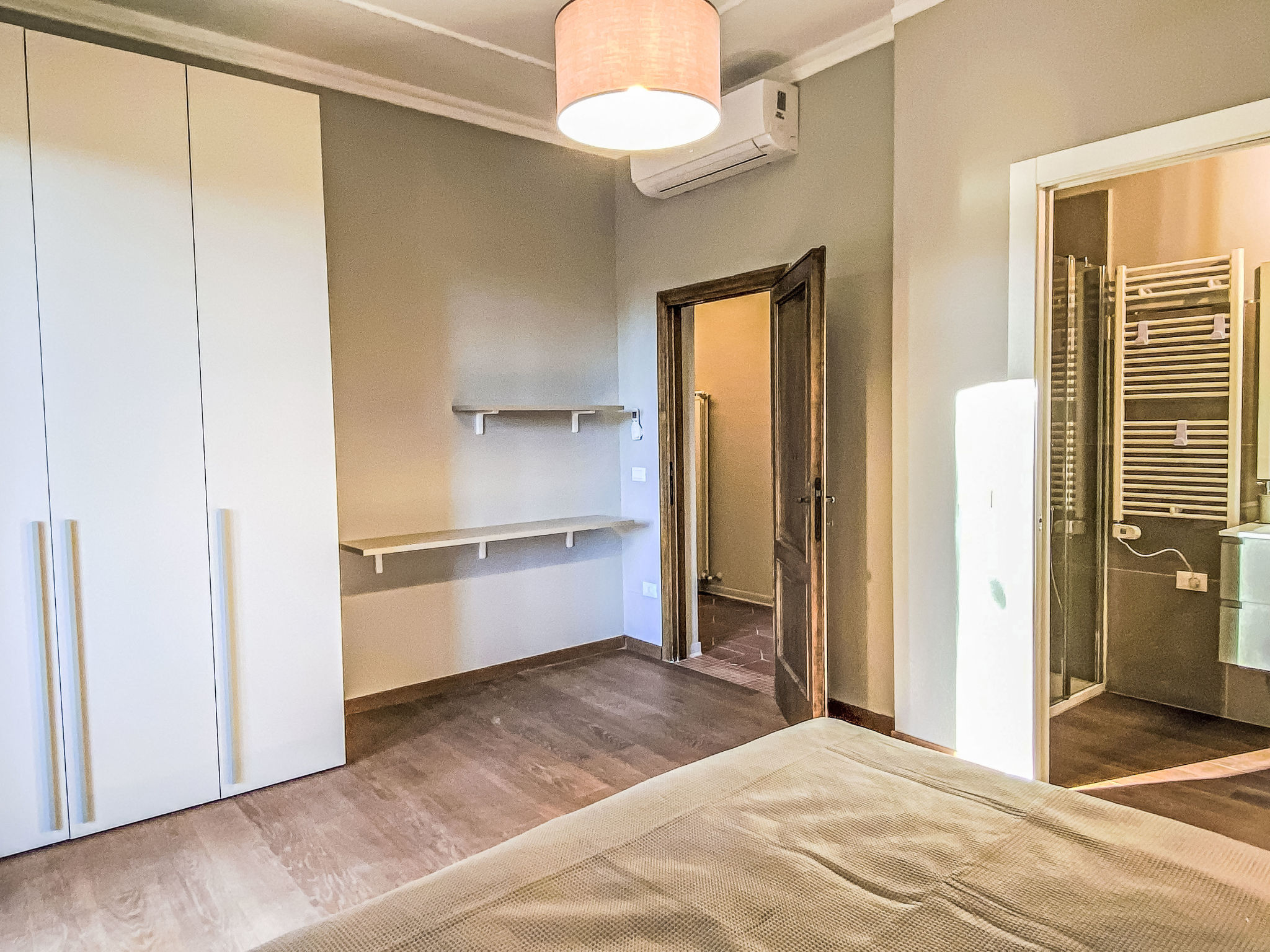 Rose Adriano Home - Binnen