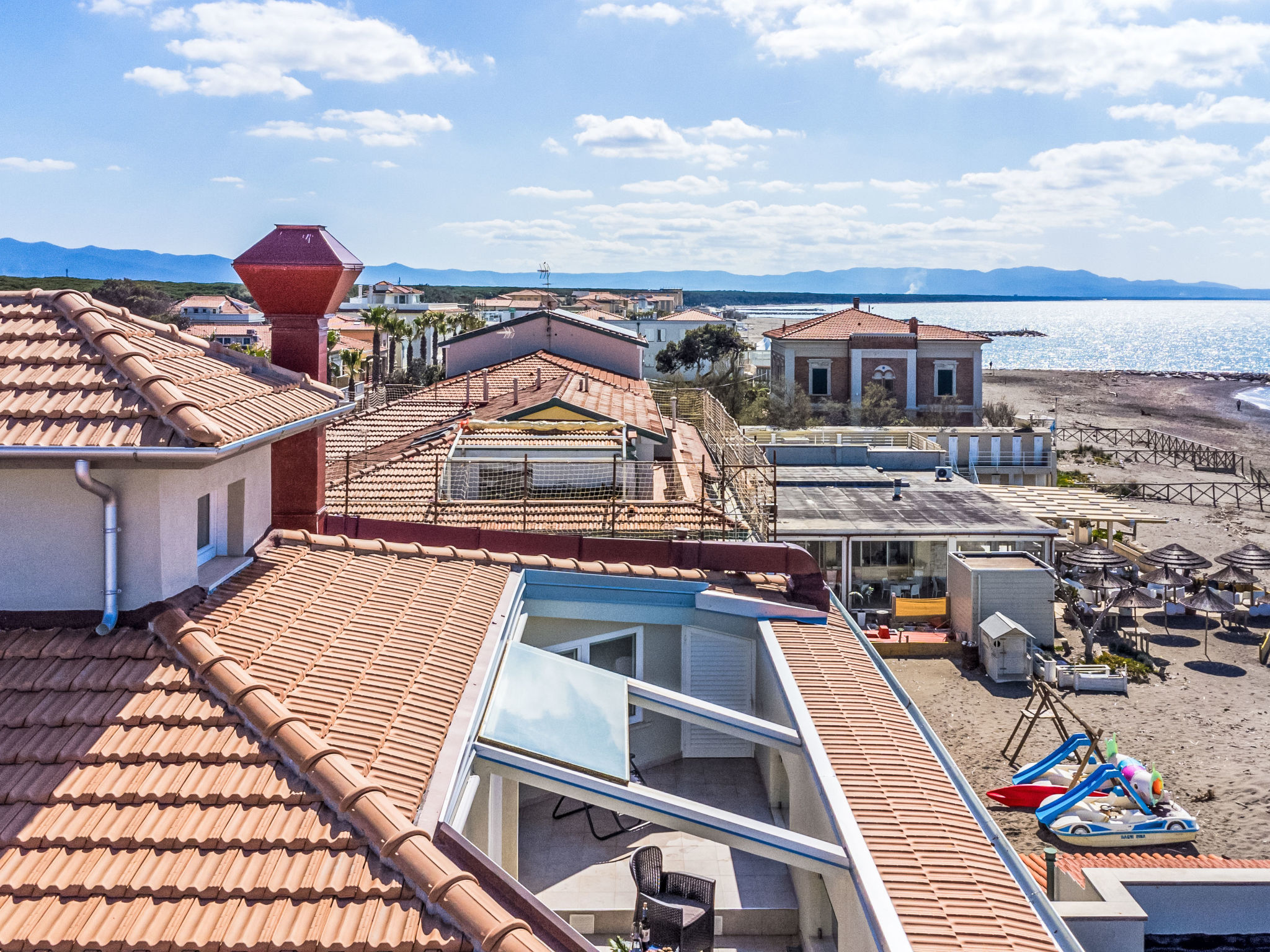 Historische villa MaPo direct aan zee in Marina di Cecina - foto 52