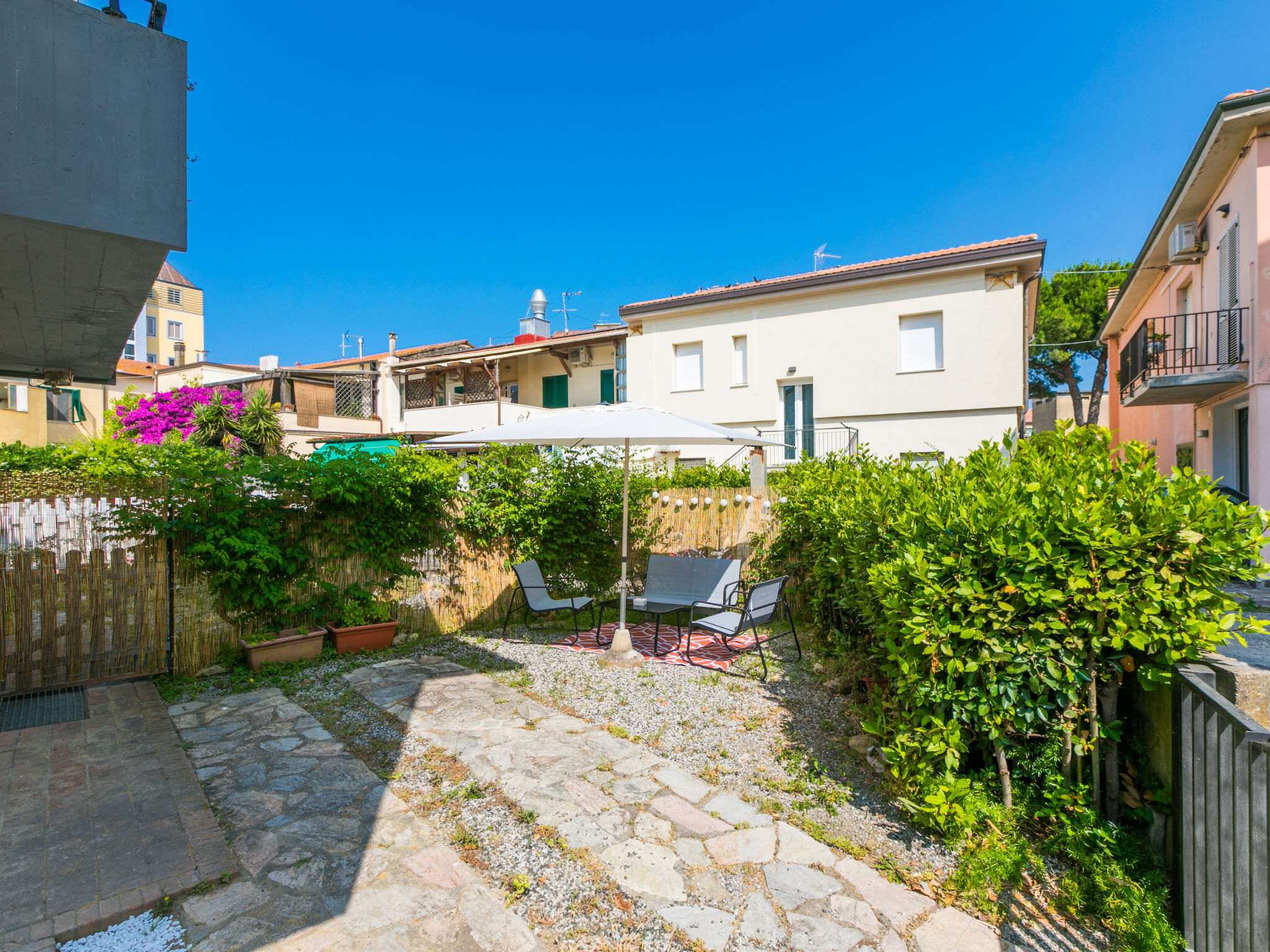 Apt vicolo degli Orti-Buiten