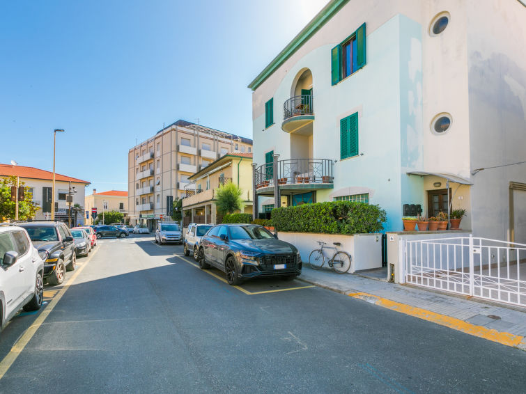 4-persoons appartement Maestrale direct aan zee in Cecina in Cecina