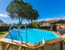 Knusse cottage met zwembad en hot tub op 7 km van Toscaanse stranden - thumbnail 1