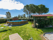 Knusse cottage met zwembad en hot tub op 7 km van Toscaanse stranden - thumbnail 5