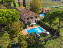 Authentieke Toscaanse boerderij voor 33 personen met privézwembad bij San Miniato - thumbnail 1